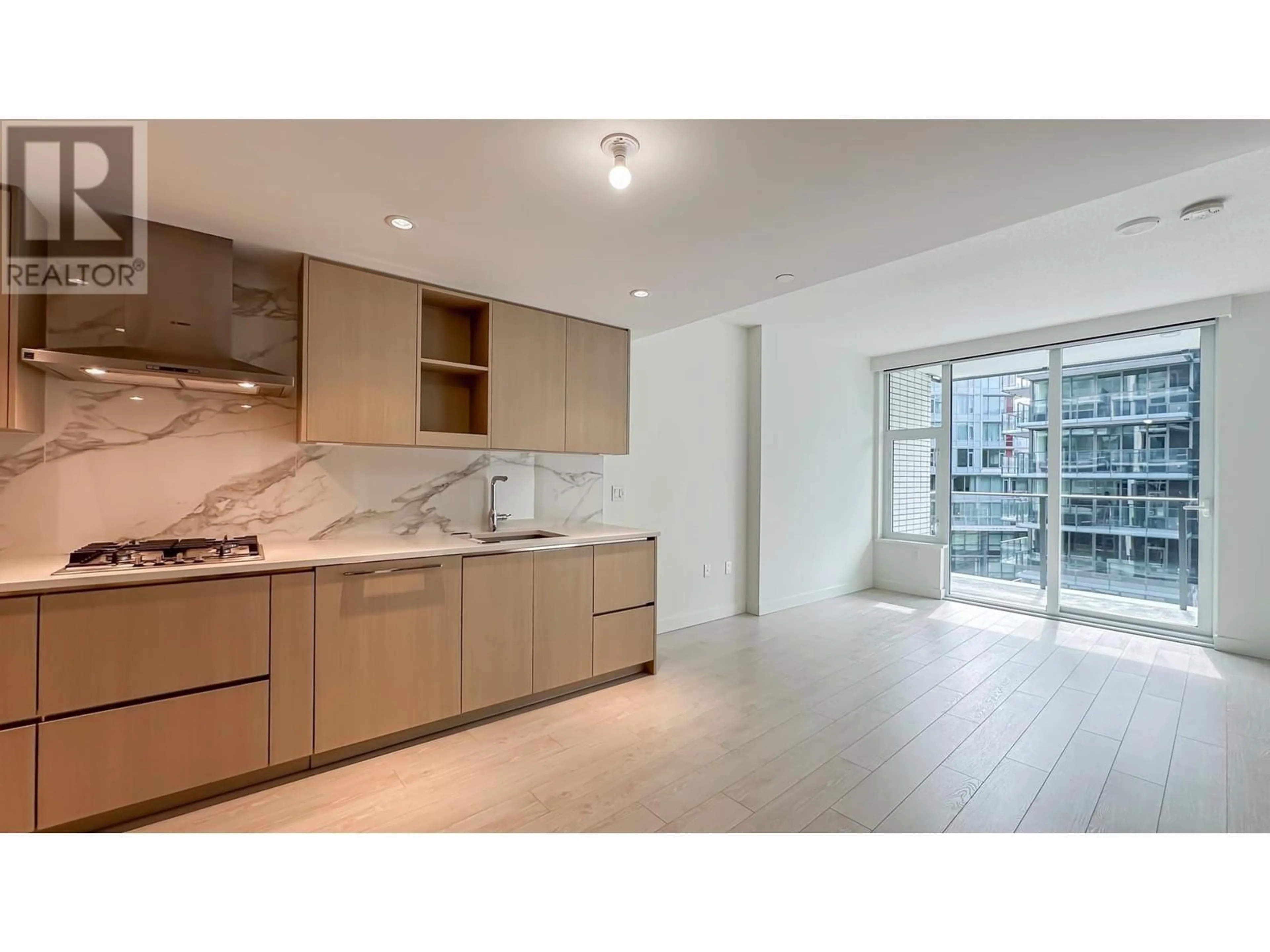 Open concept kitchen, unknown for 886 - 8671 HAZELBRIDGE WAY, Richmond British Columbia V6X0W9