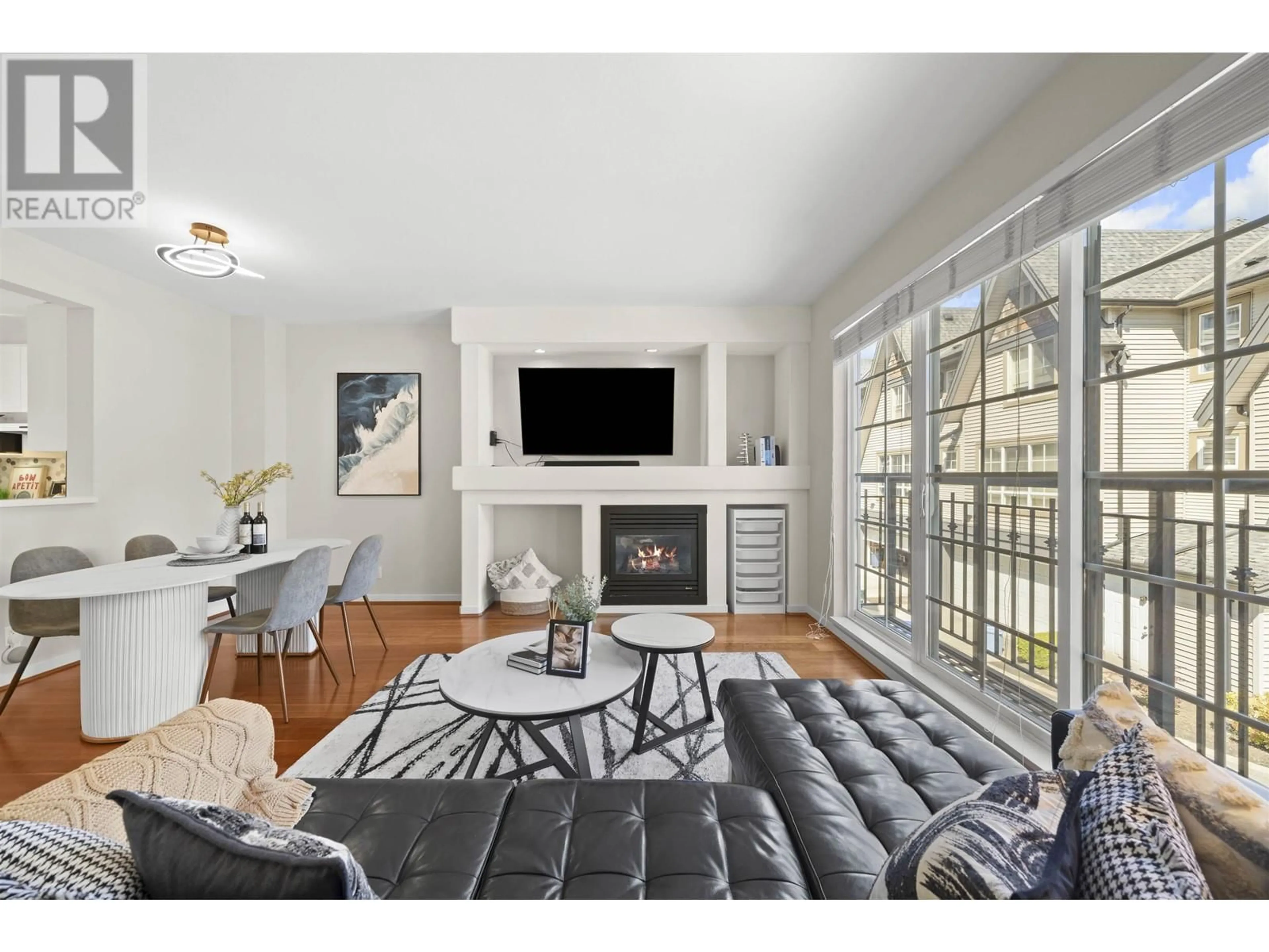 Living room with furniture, unknown for 13 - 7733 TURNILL STREET, Richmond British Columbia V6Y4H9
