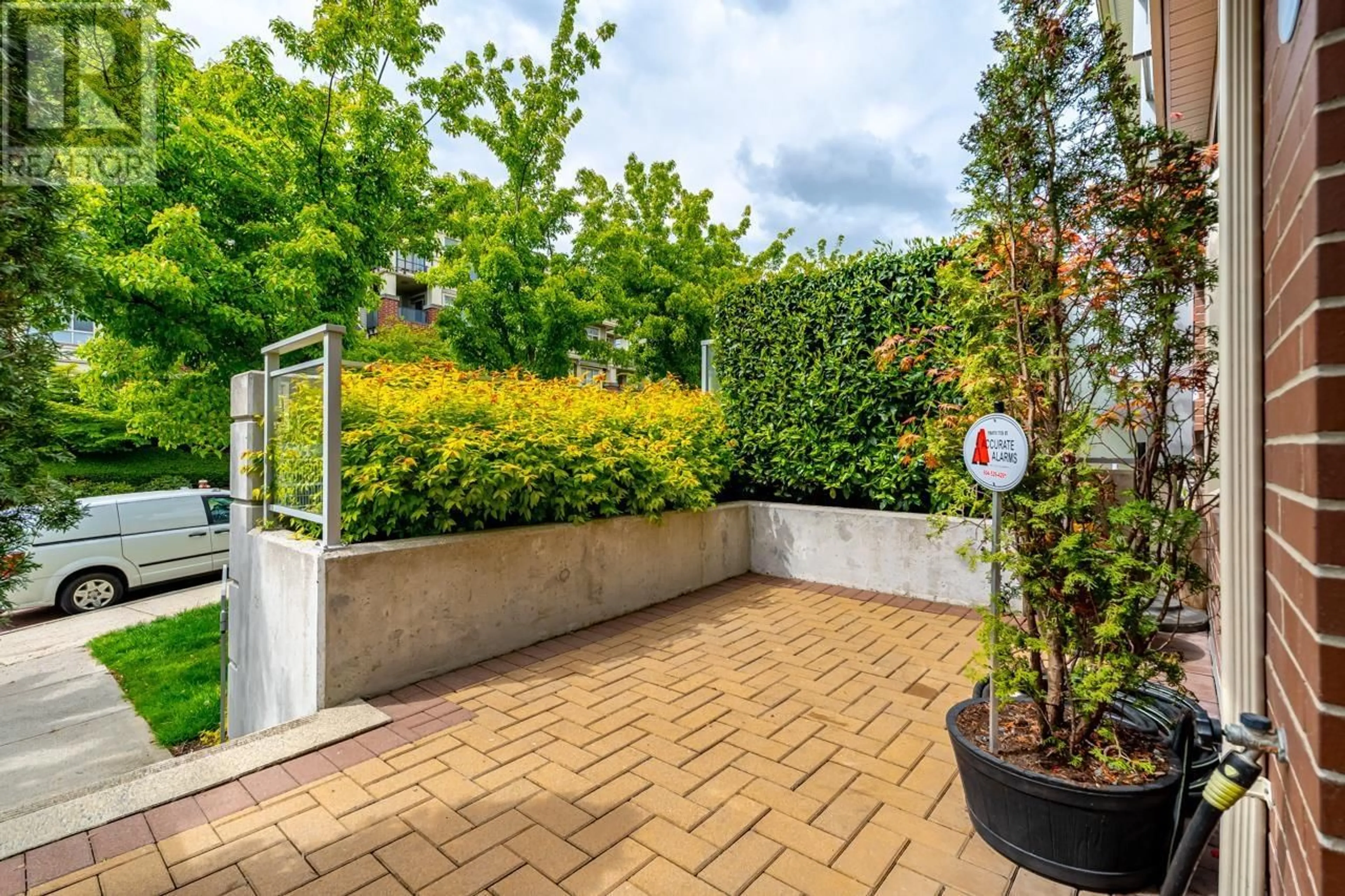 Patio, street for TH11 - 271 FRANCIS WAY, New Westminster British Columbia V3L0H2