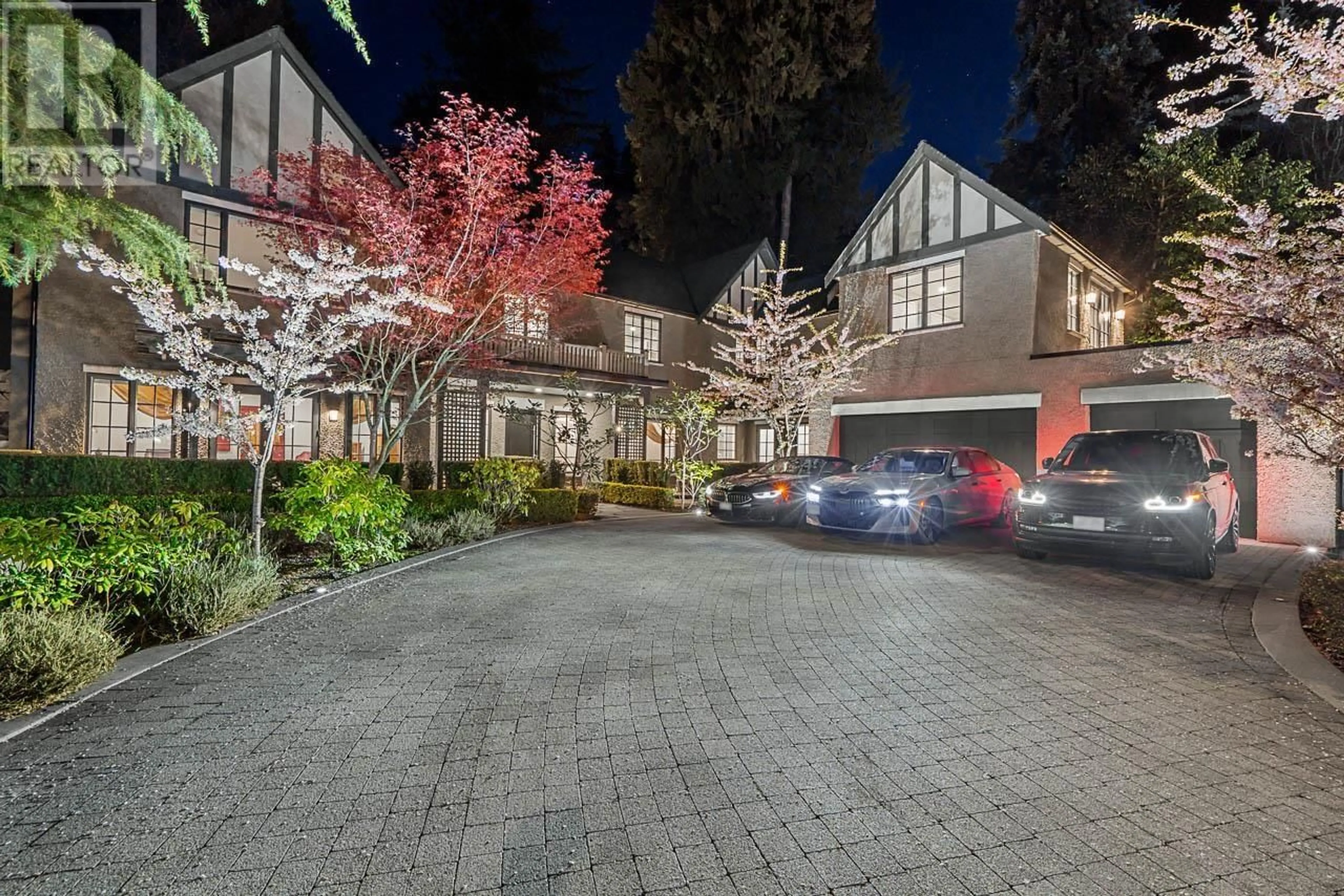 Unknown for 4035 MARINE DRIVE, West Vancouver British Columbia V7V1N7
