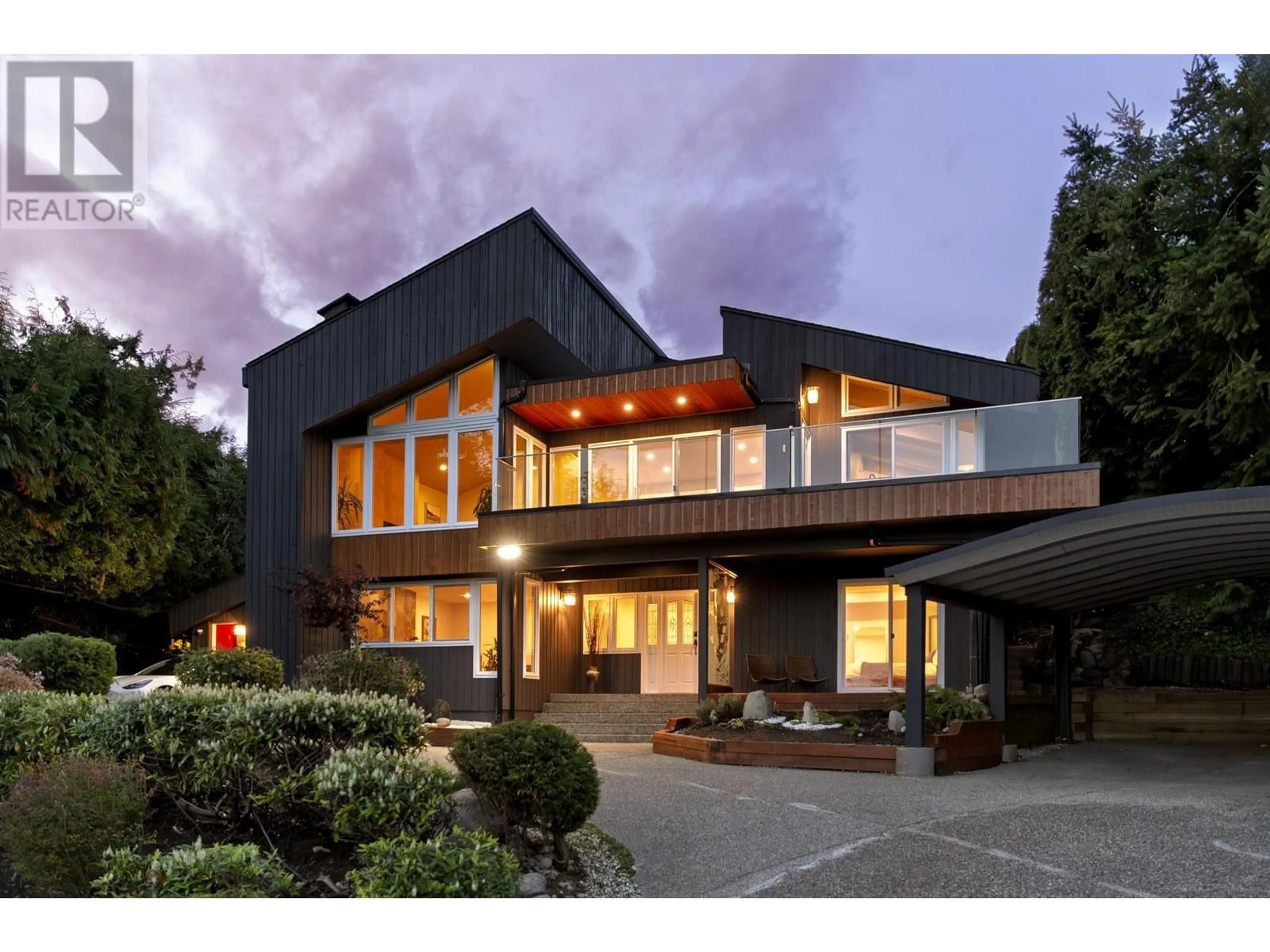 Home with brick exterior material, unknown for 1361 CAMRIDGE ROAD, West Vancouver British Columbia V7S2M7