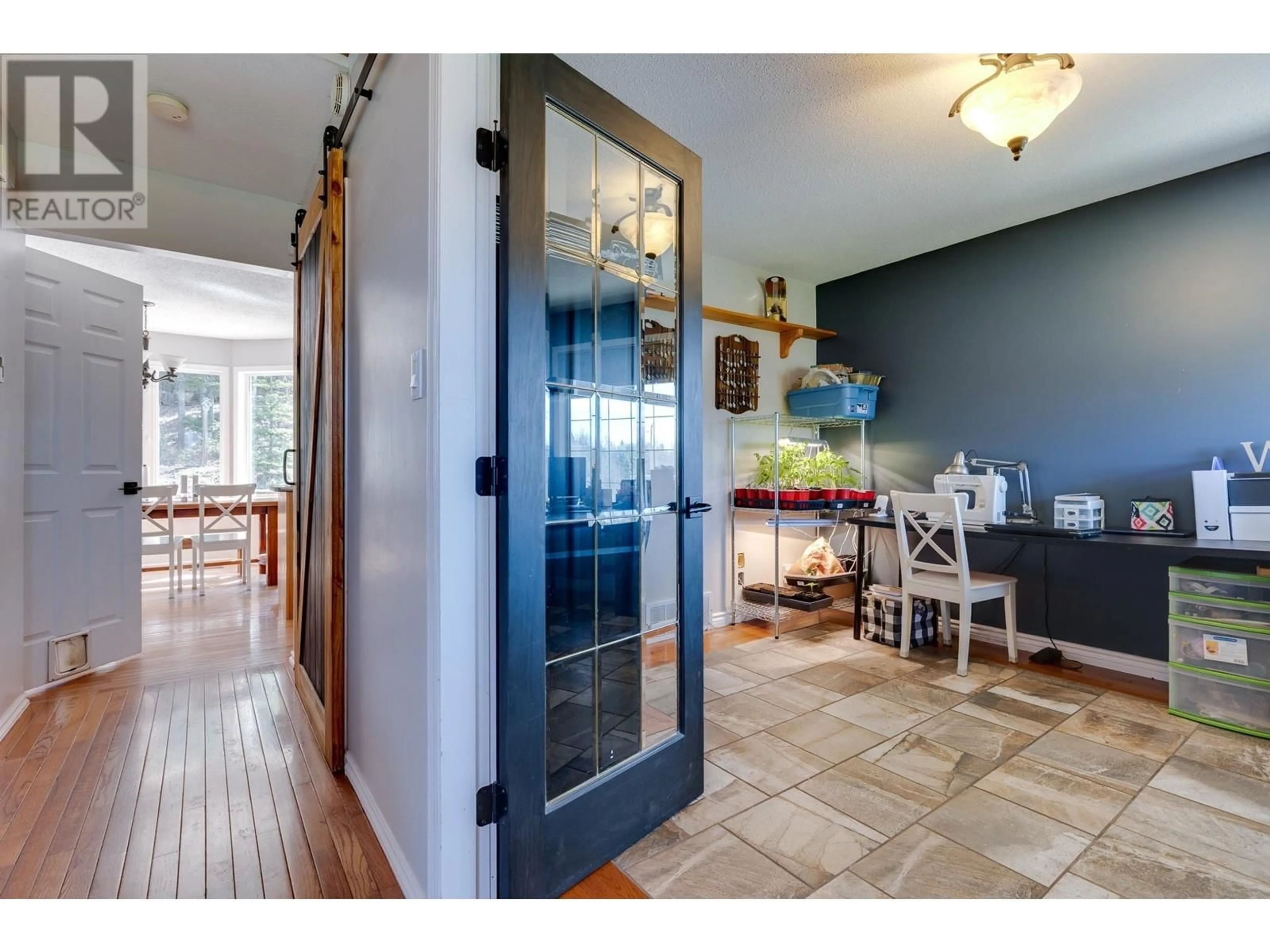 Indoor entryway for 1420 EAST TABOR LAKE ROAD, Prince George British Columbia V2N6X2