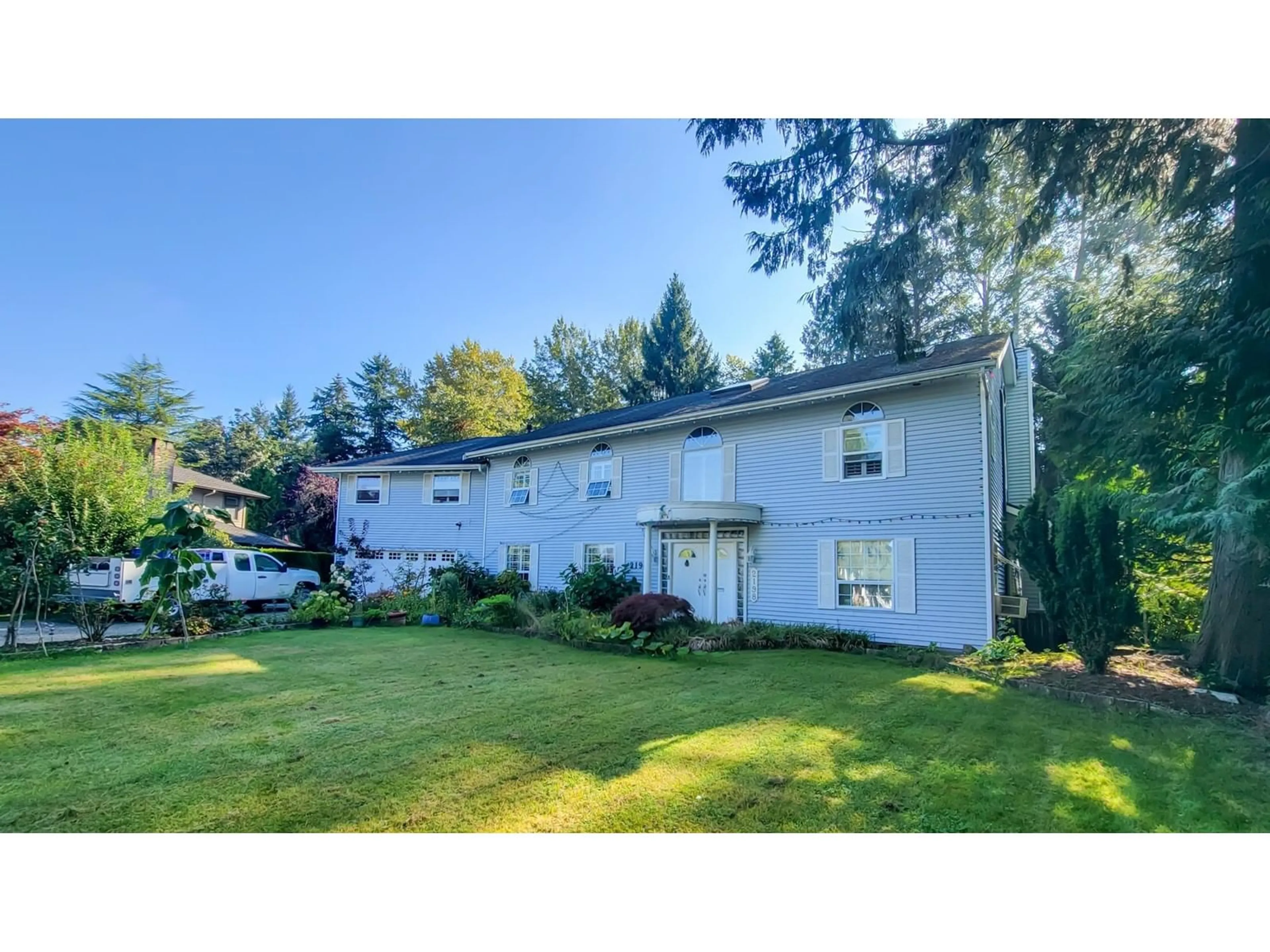 A pic from outside/outdoor area/front of a property/back of a property/a pic from drone, unknown for 2198 129B, Surrey British Columbia V4A7N6