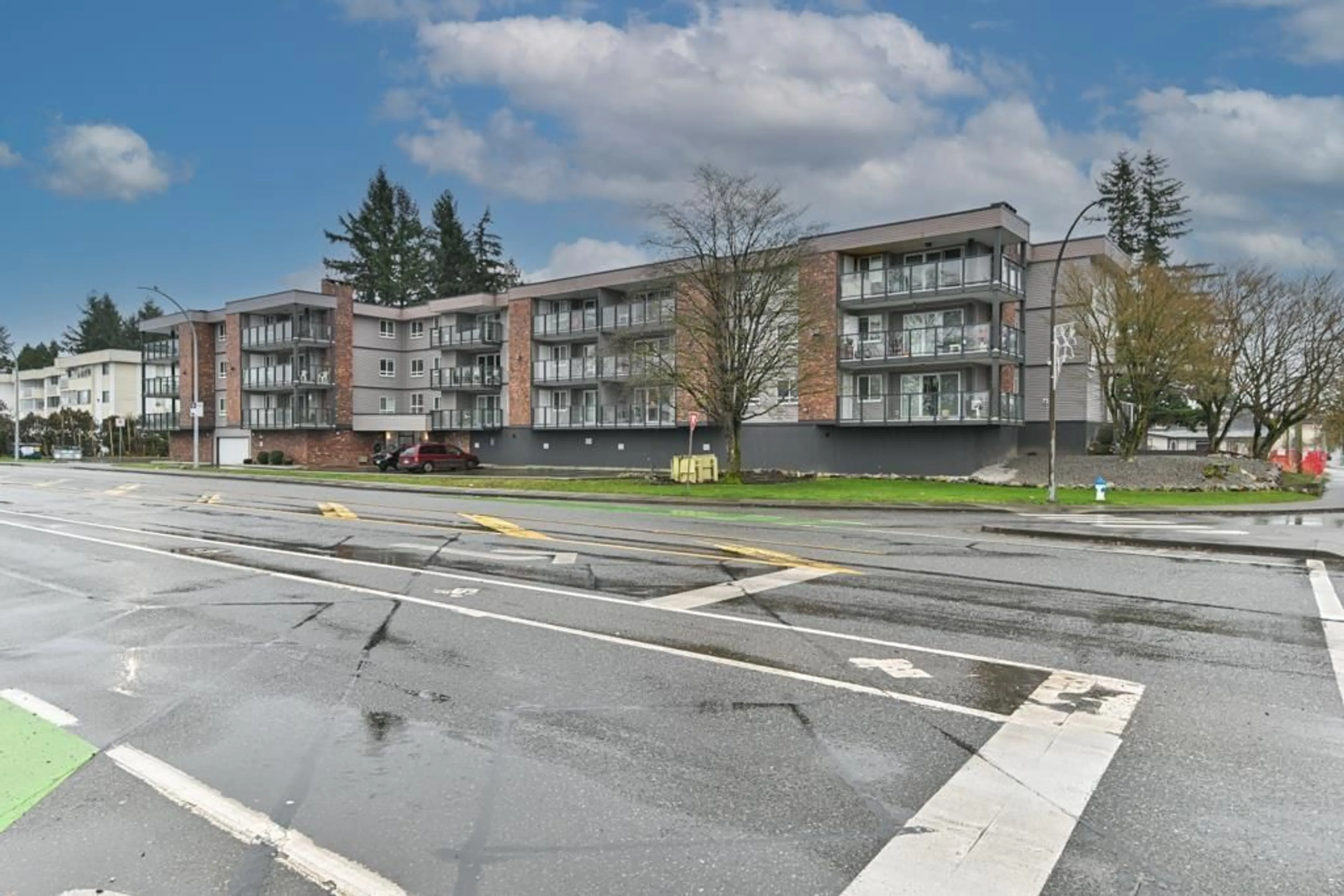 Blurry image for 107 - 32040 PEARDONVILLE, Abbotsford British Columbia V2T6N8