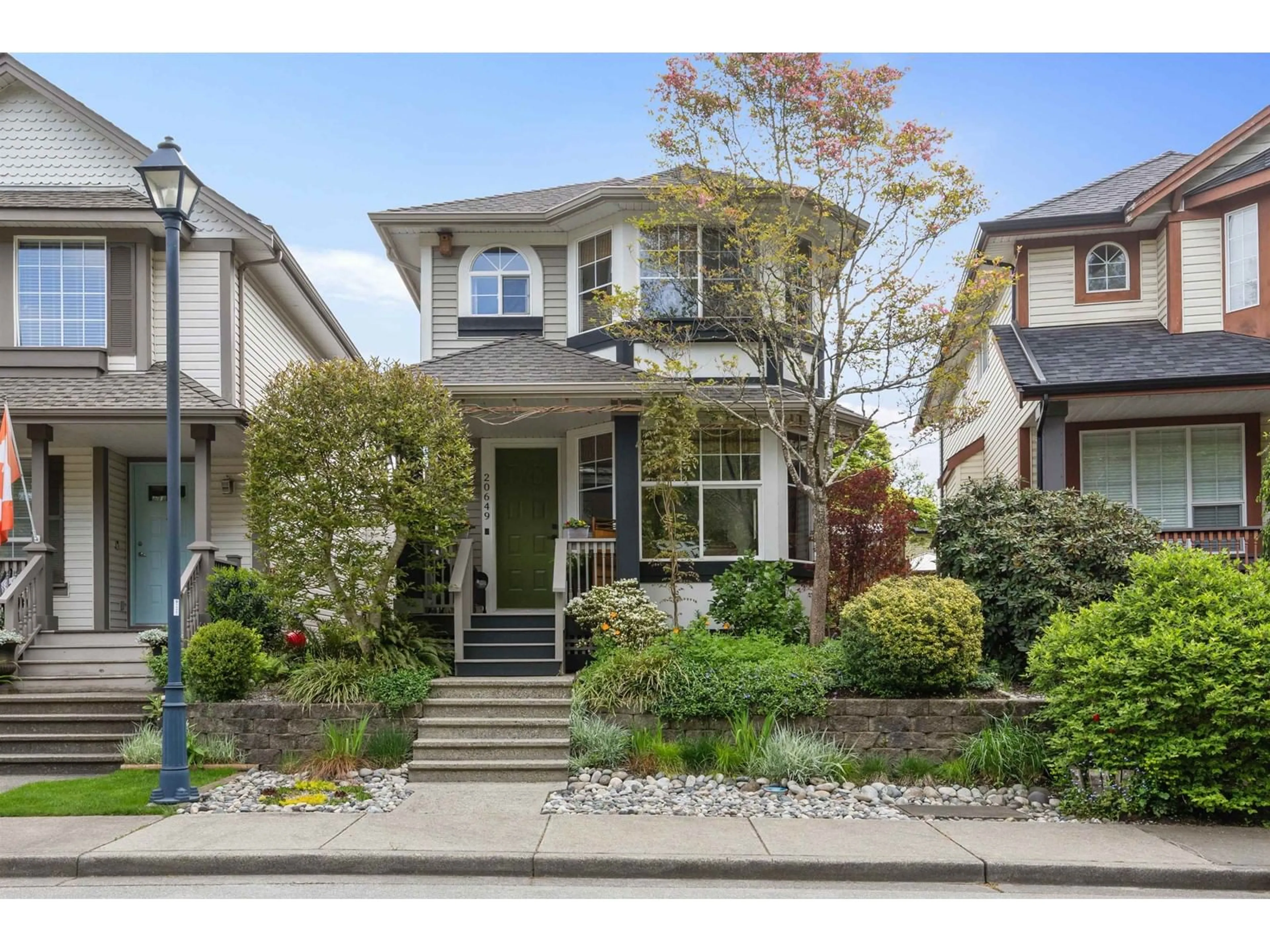 Home with vinyl exterior material, street for 20649 86A, Langley British Columbia V1M3X3