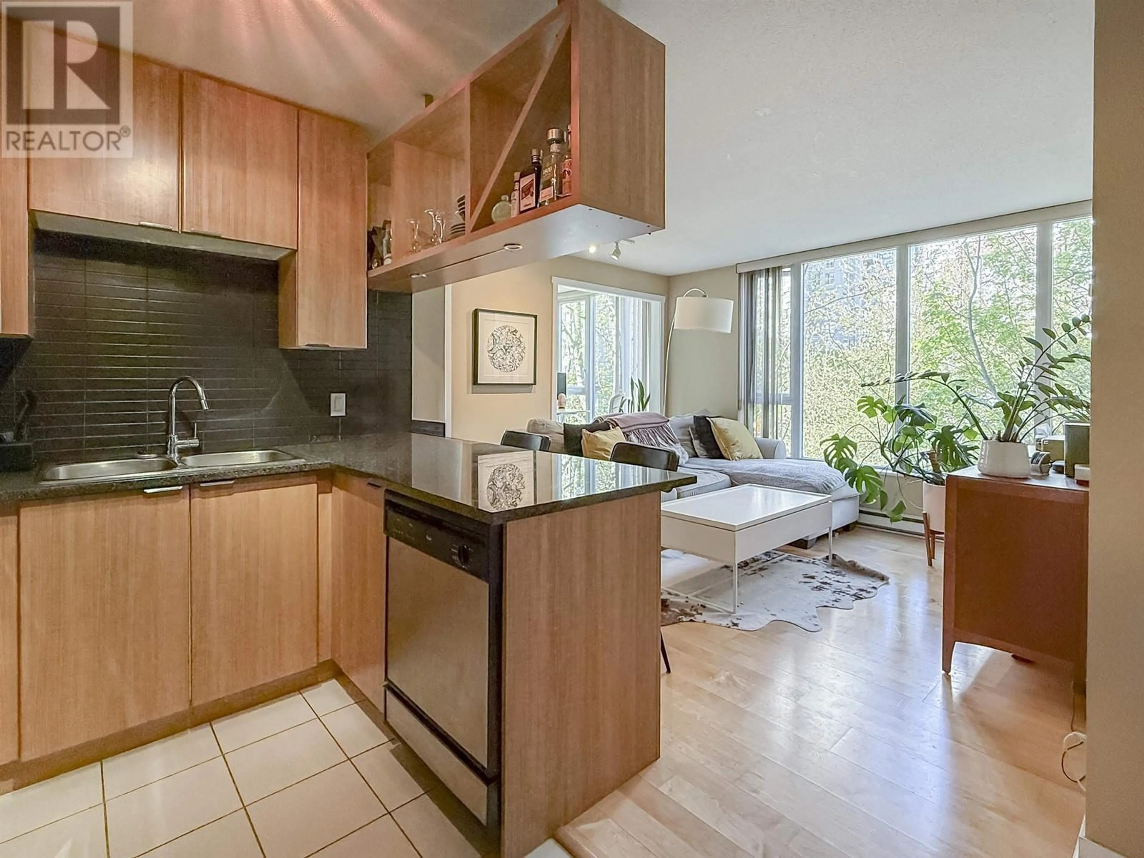 Open concept kitchen, unknown for 302 - 1010 RICHARDS STREET, Vancouver British Columbia V6B1G2
