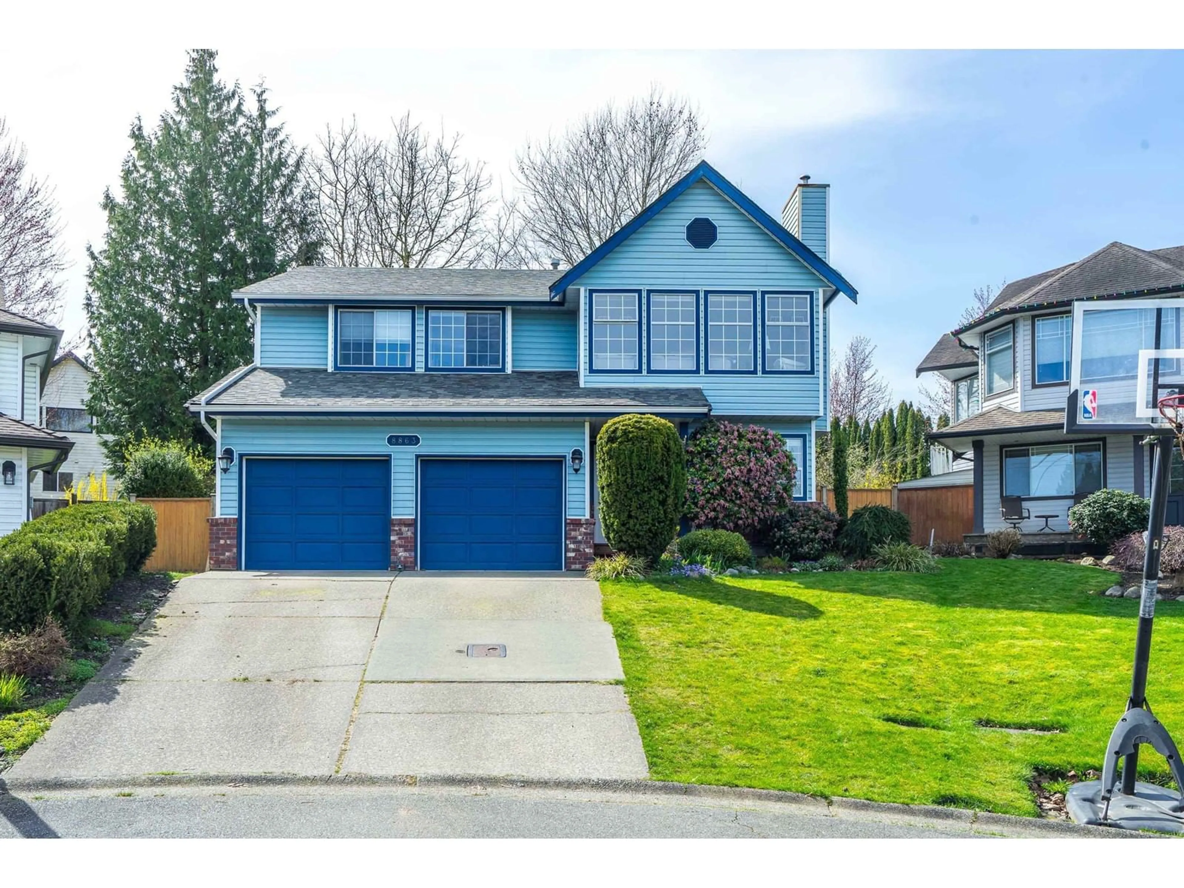 Home with vinyl exterior material, street for 8863 212B, Langley British Columbia V1M2E2
