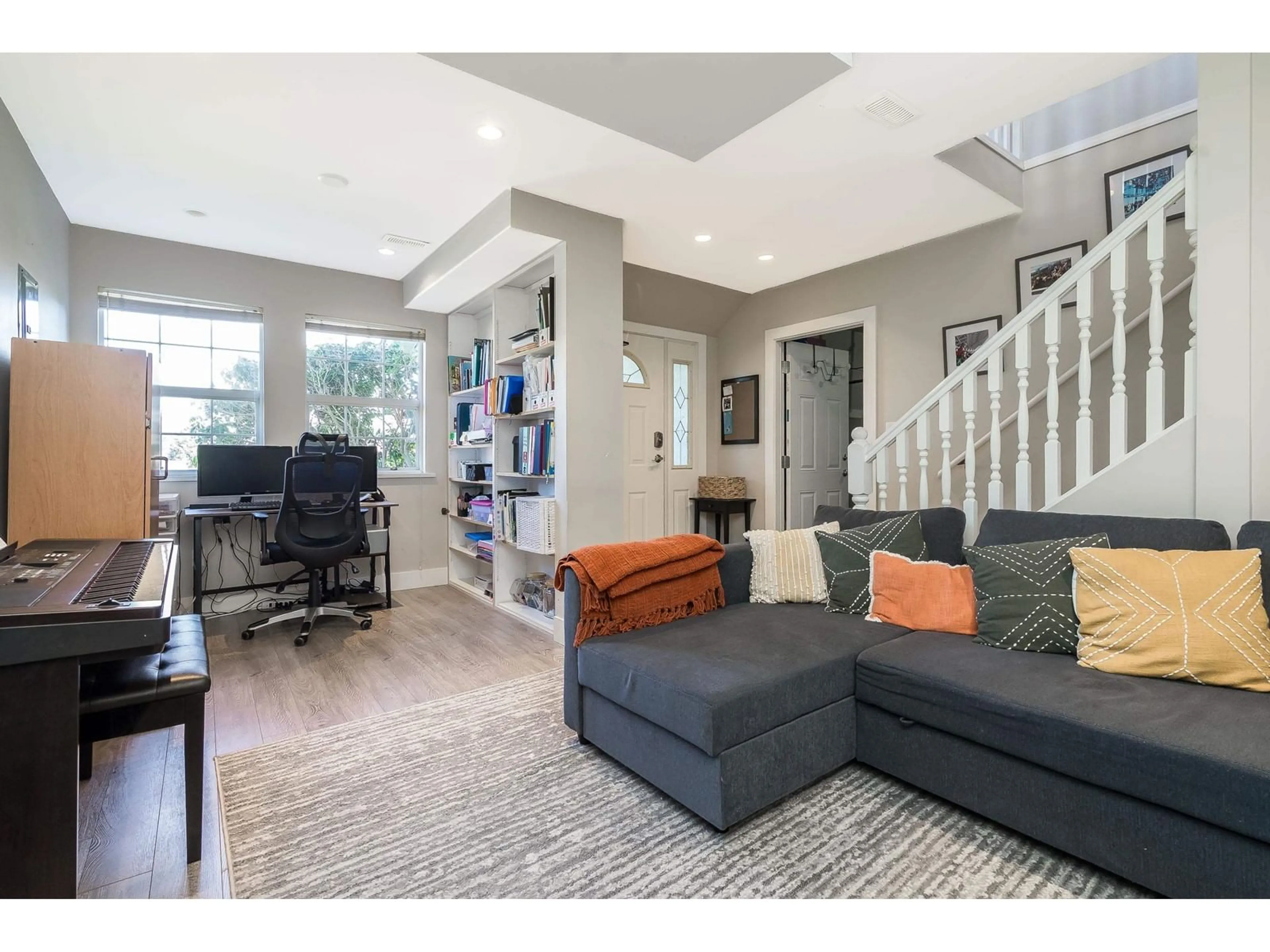 Living room with furniture, unknown for 8863 212B, Langley British Columbia V1M2E2