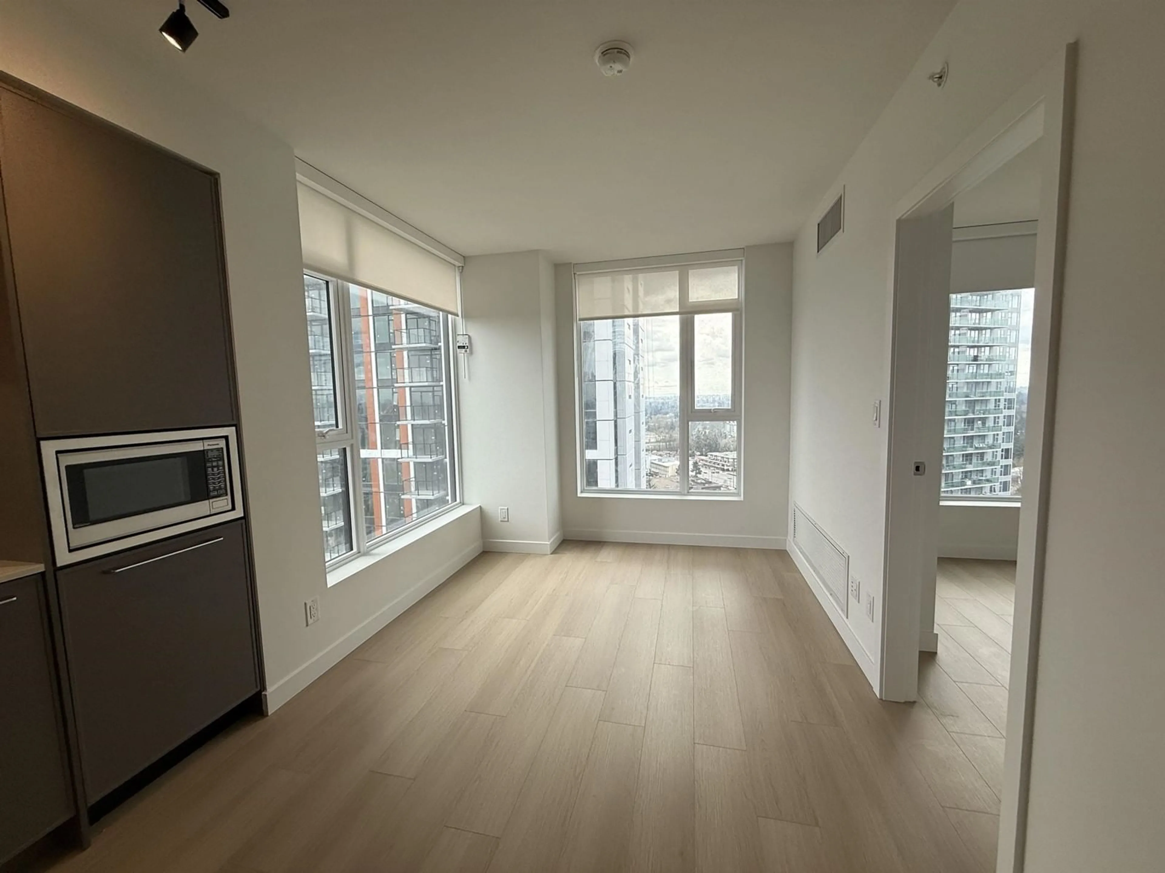 A pic of a room for 2210 - 13725 GEORGE JUNCTION, Surrey British Columbia V3T4Y3