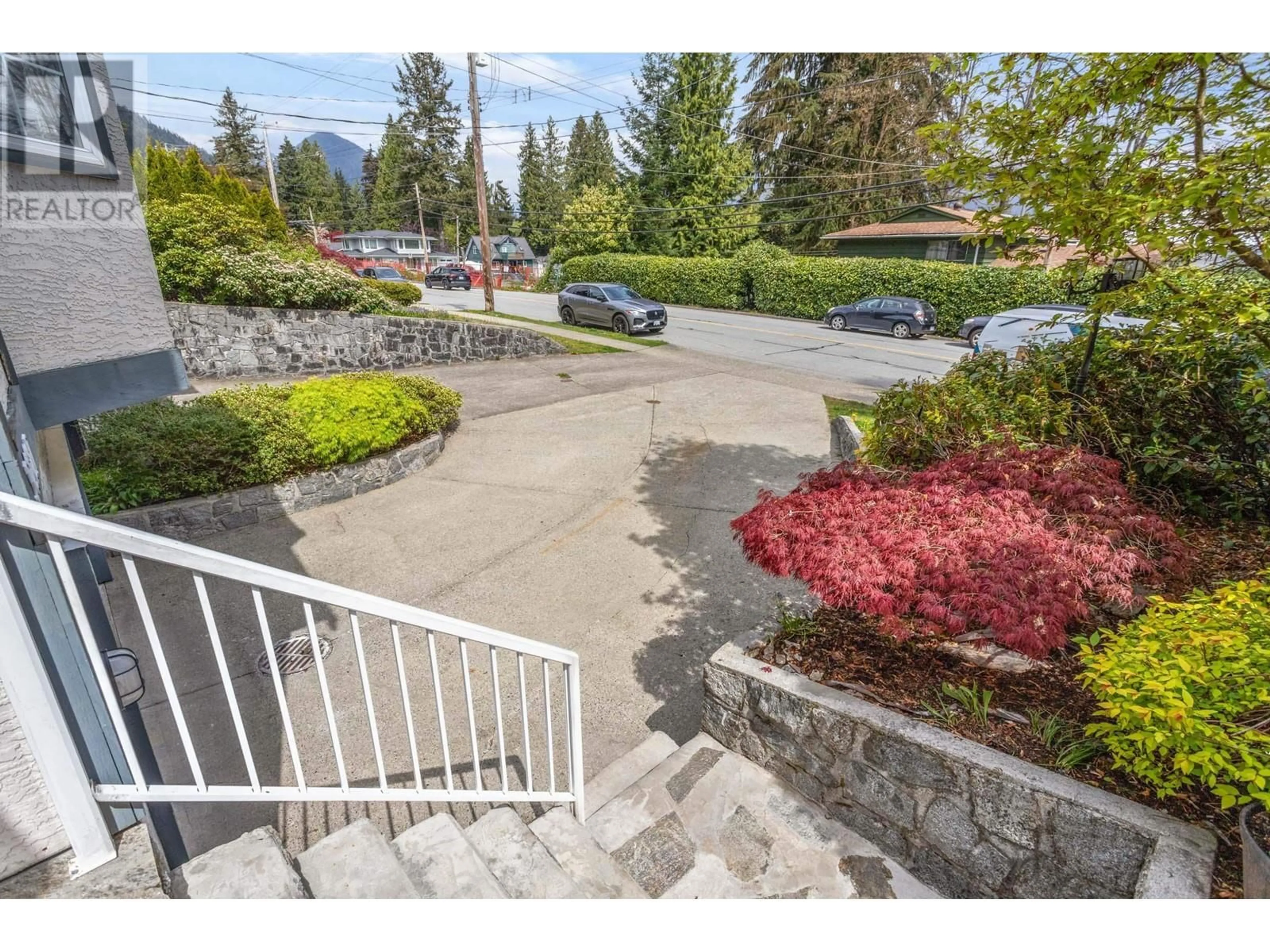 Unknown for 3227 FROMME ROAD, North Vancouver British Columbia V7K2E1