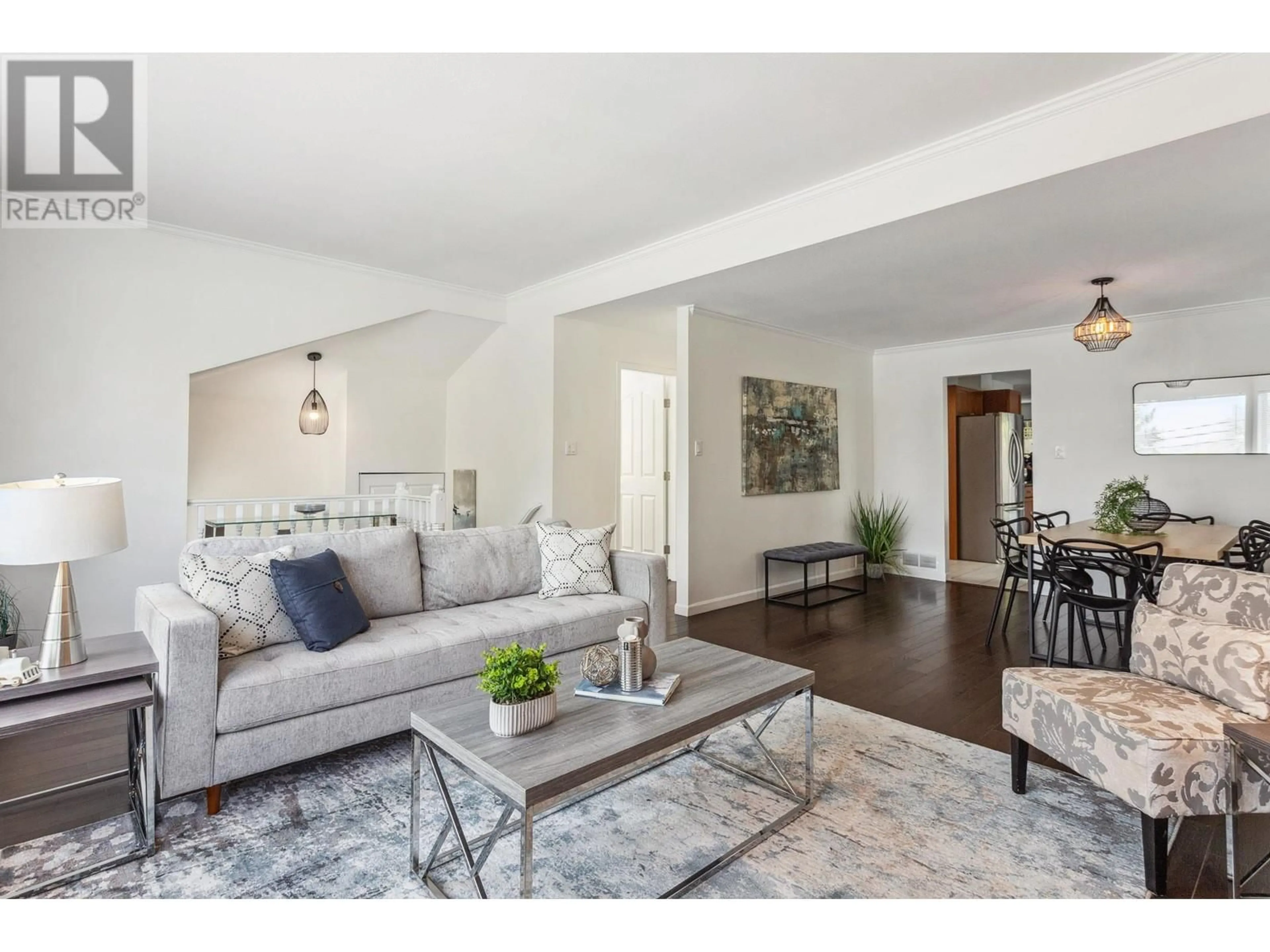 Living room with furniture, unknown for 3227 FROMME ROAD, North Vancouver British Columbia V7K2E1