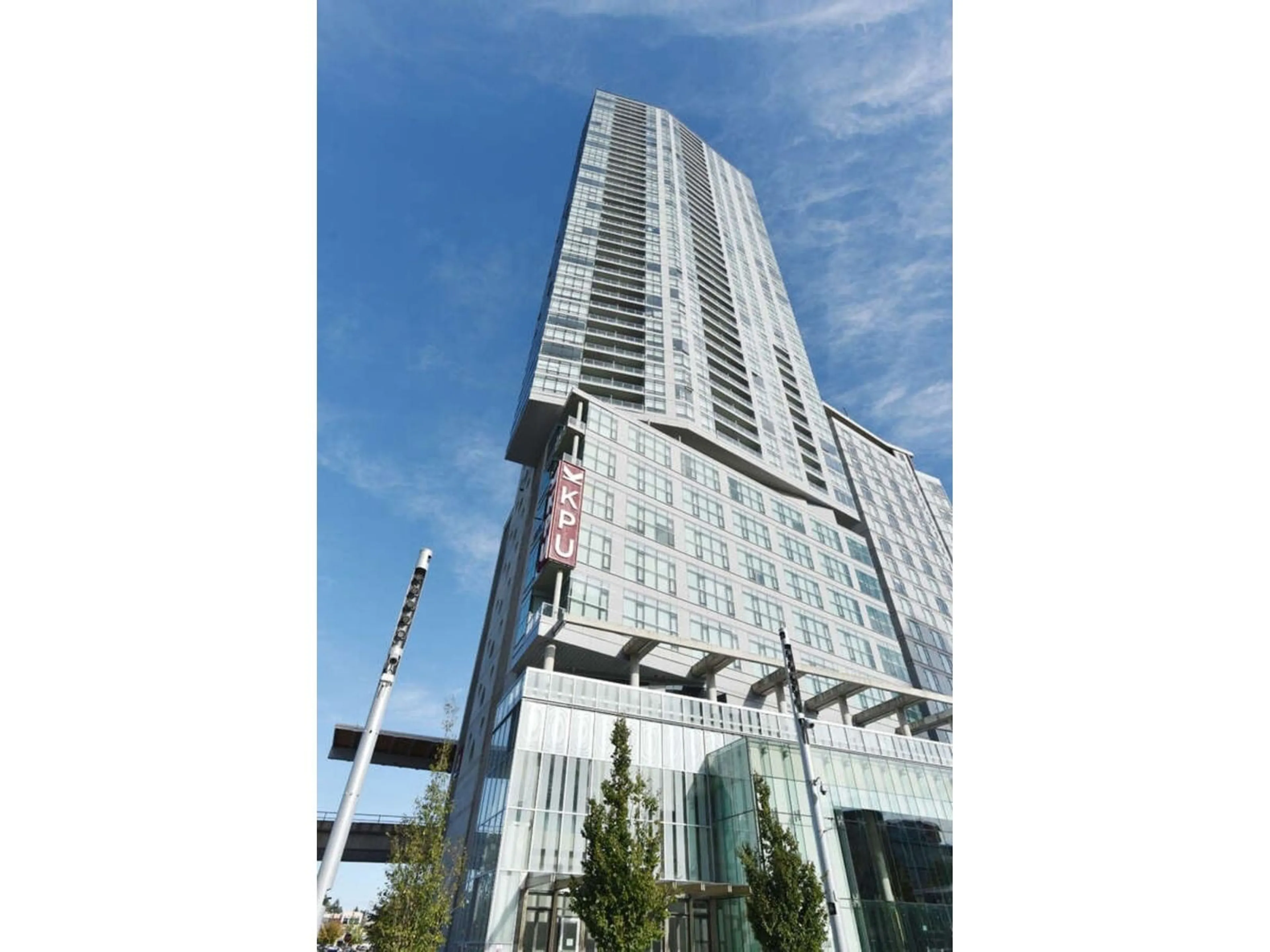 Open concept kitchen, unknown for 4304 - 13495 CENTRAL, Surrey British Columbia V3T0K2