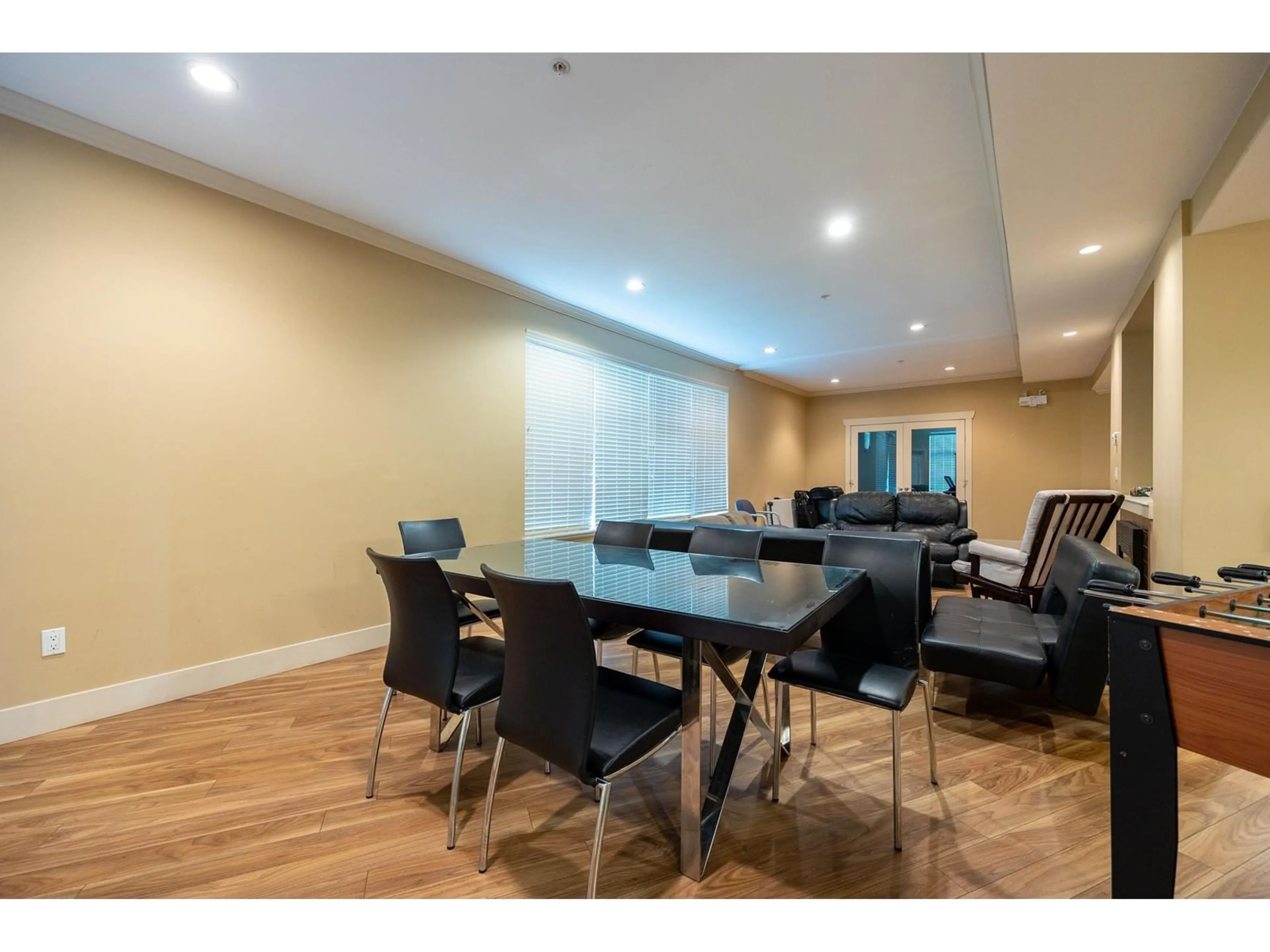 Dining room, wood/laminate floor for 304 - 8168 120A, Surrey British Columbia V3W3P3