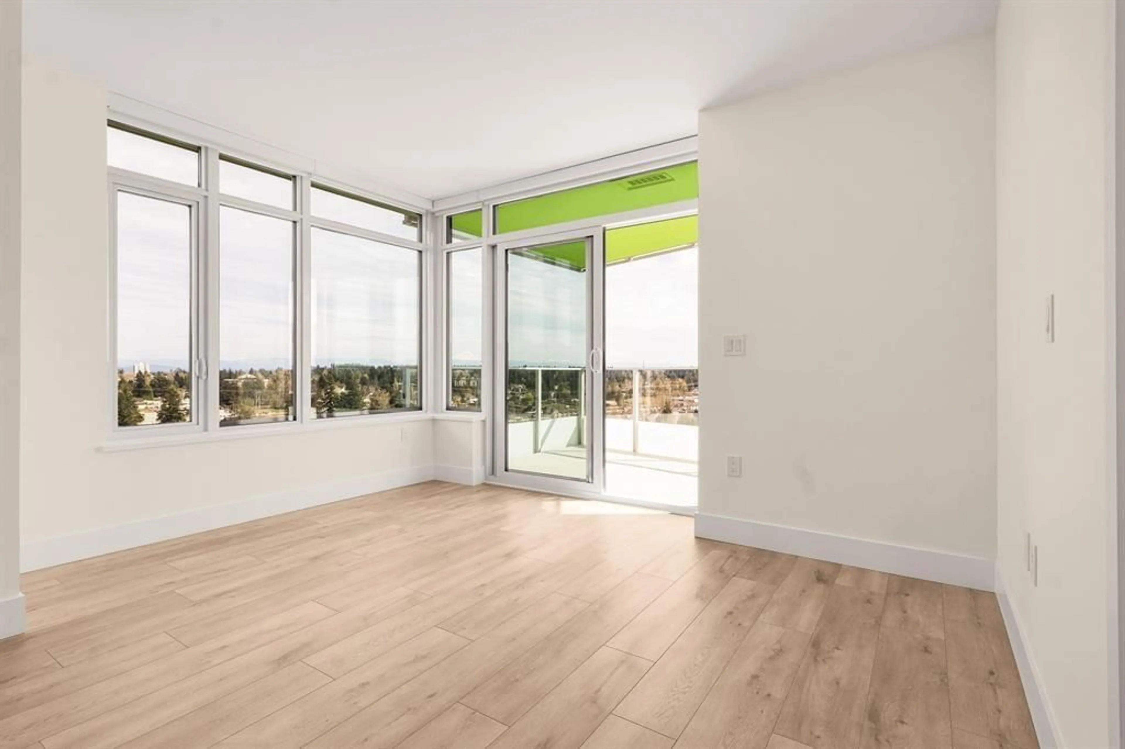 A pic of a room for SL 54 - 802 10428 WHALLEY, Surrey British Columbia V3T0W2