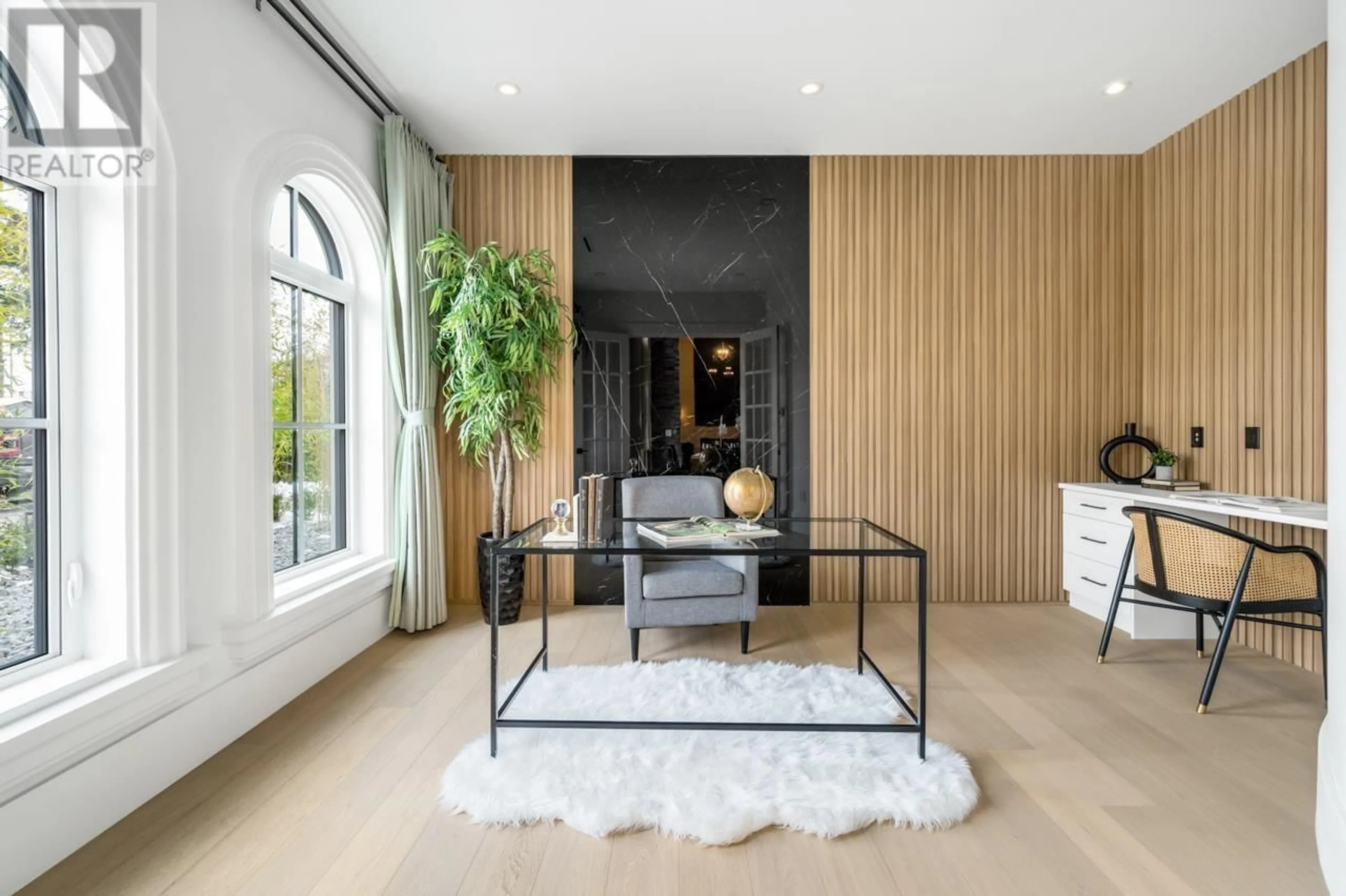 Living room with furniture, unknown for 8151 LUNDY ROAD, Richmond British Columbia V6Y2H4
