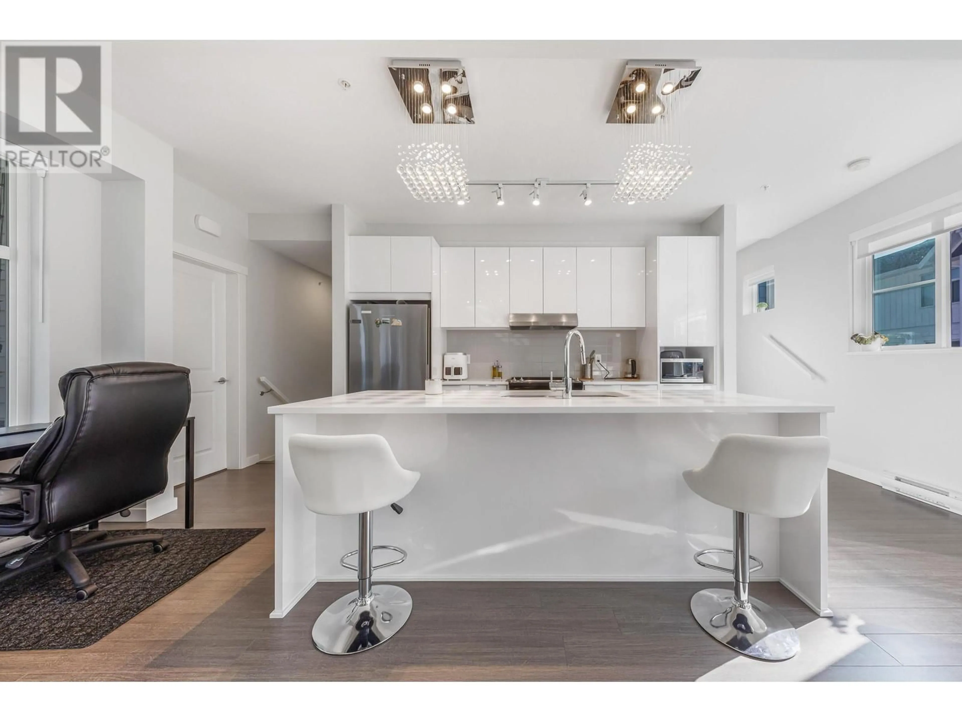 Open concept kitchen, unknown for 1018 - 11280 PAZARENA PLACE, Maple Ridge British Columbia V2X9H8