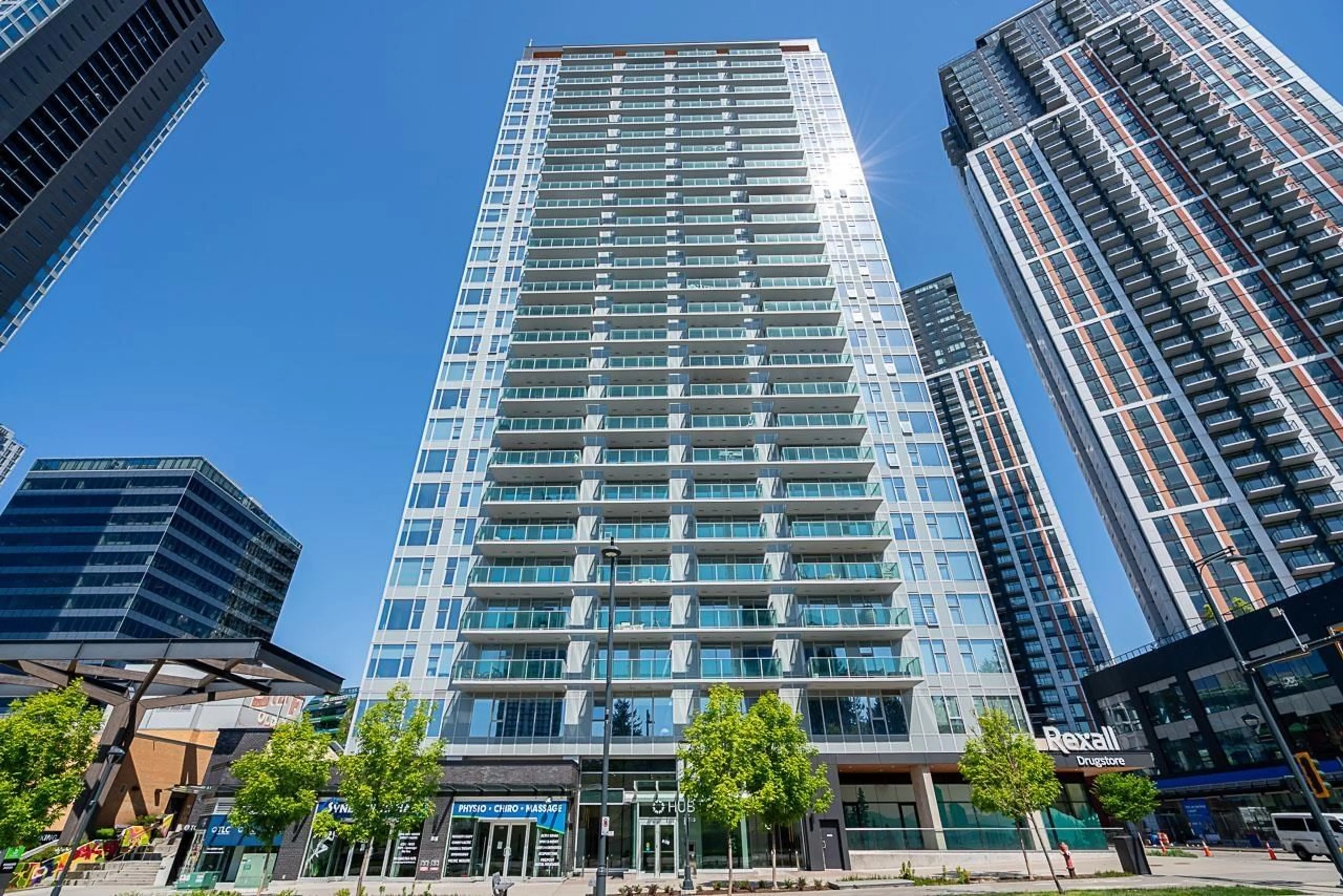 Unknown for 608 - 13655 FRASER, Surrey British Columbia V3T0P8