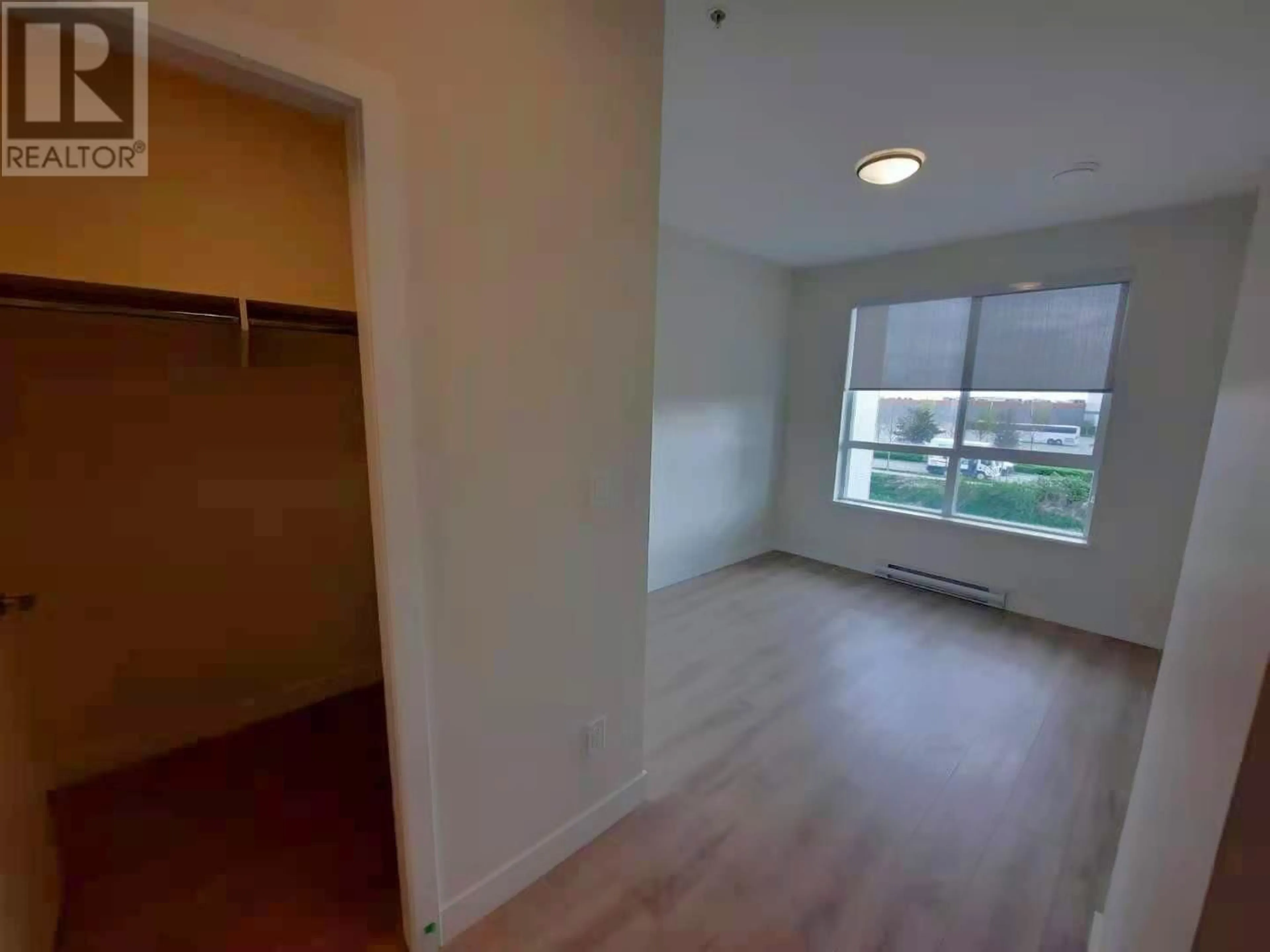 A pic of a room for 203 - 1792 STARLING DRIVE, Delta British Columbia V4M0E4