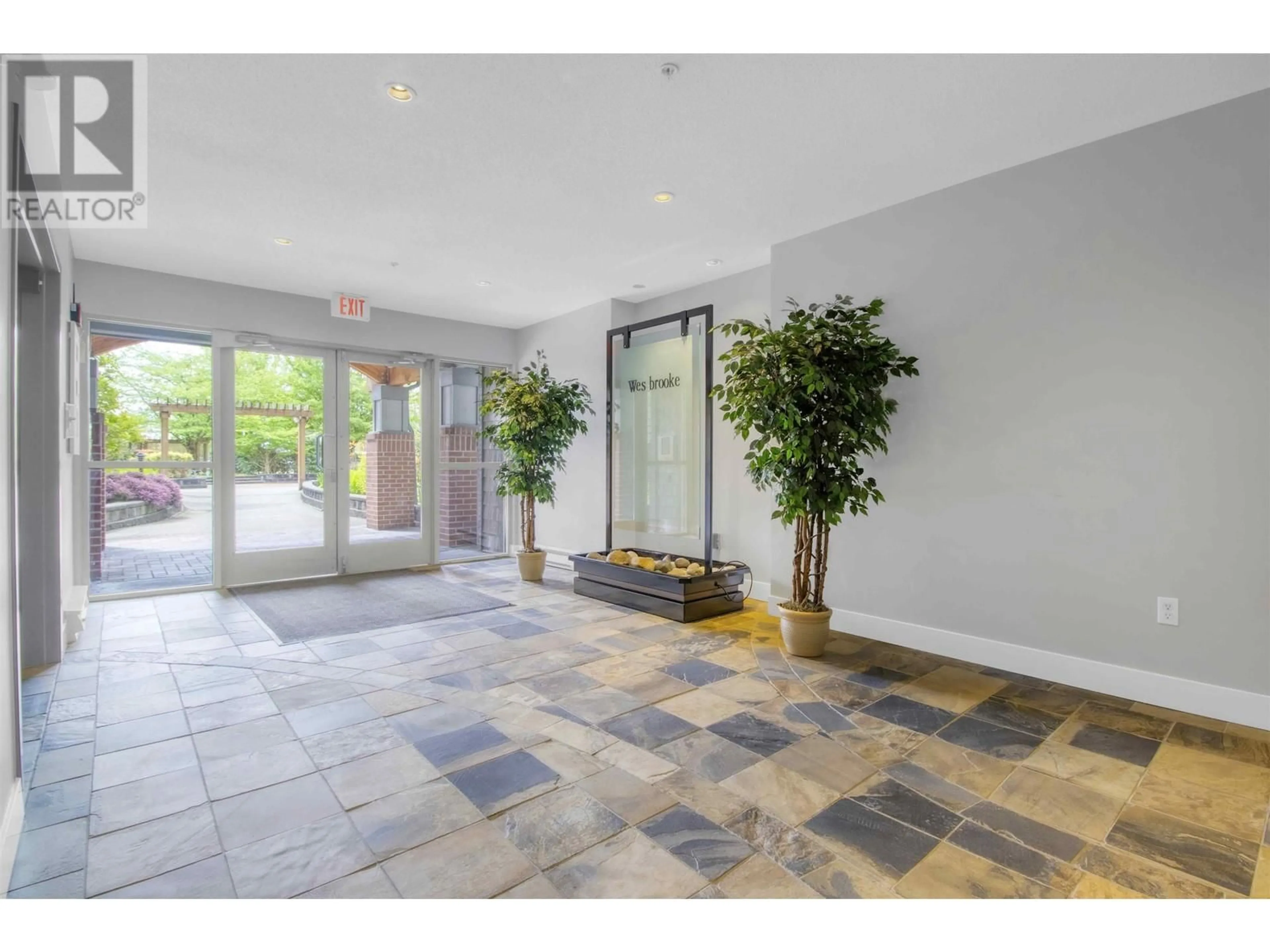 Indoor foyer for 208 - 12020 207A STREET, Maple Ridge British Columbia V2X8V2