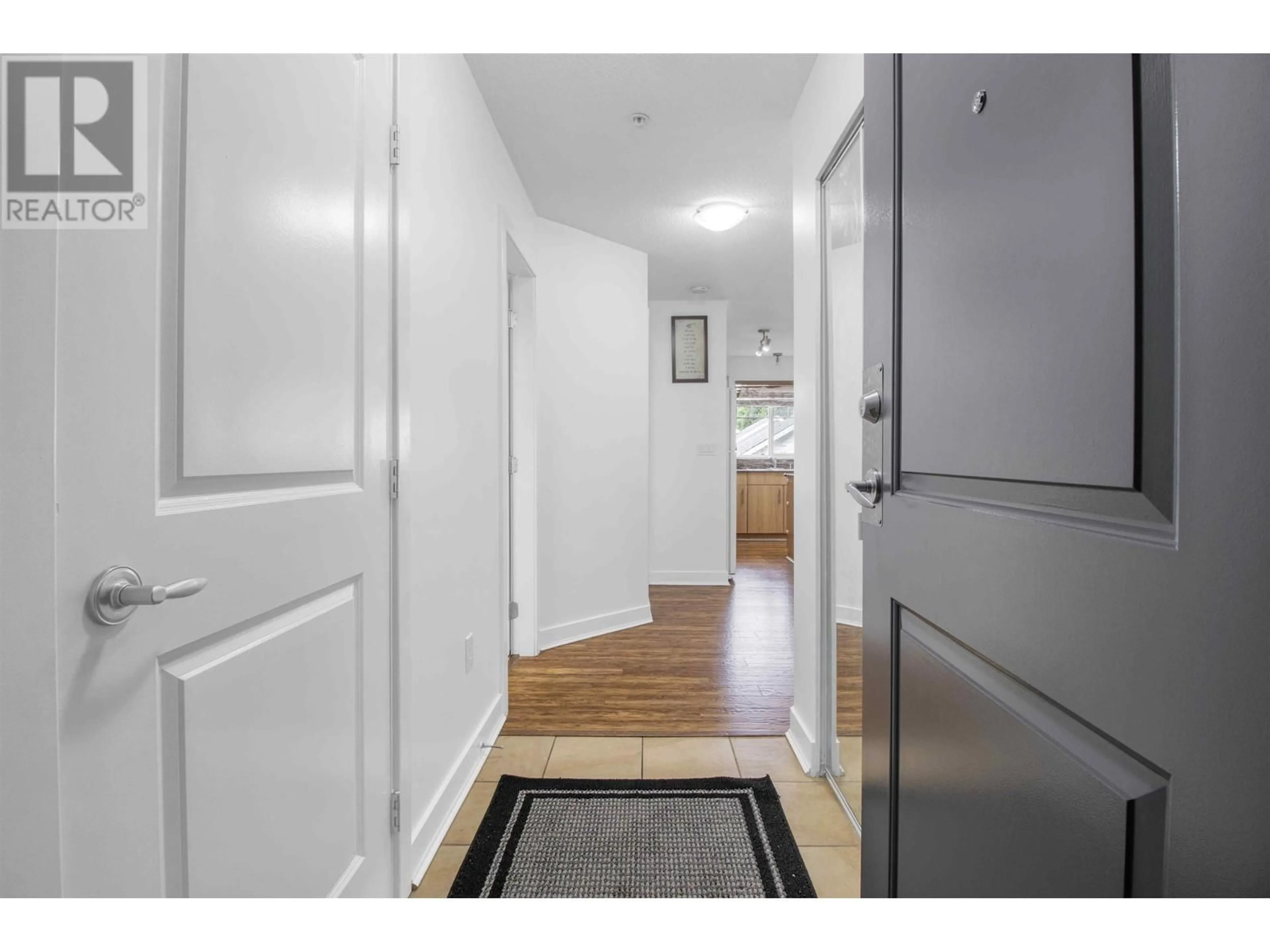 Indoor entryway for 208 - 12020 207A STREET, Maple Ridge British Columbia V2X8V2