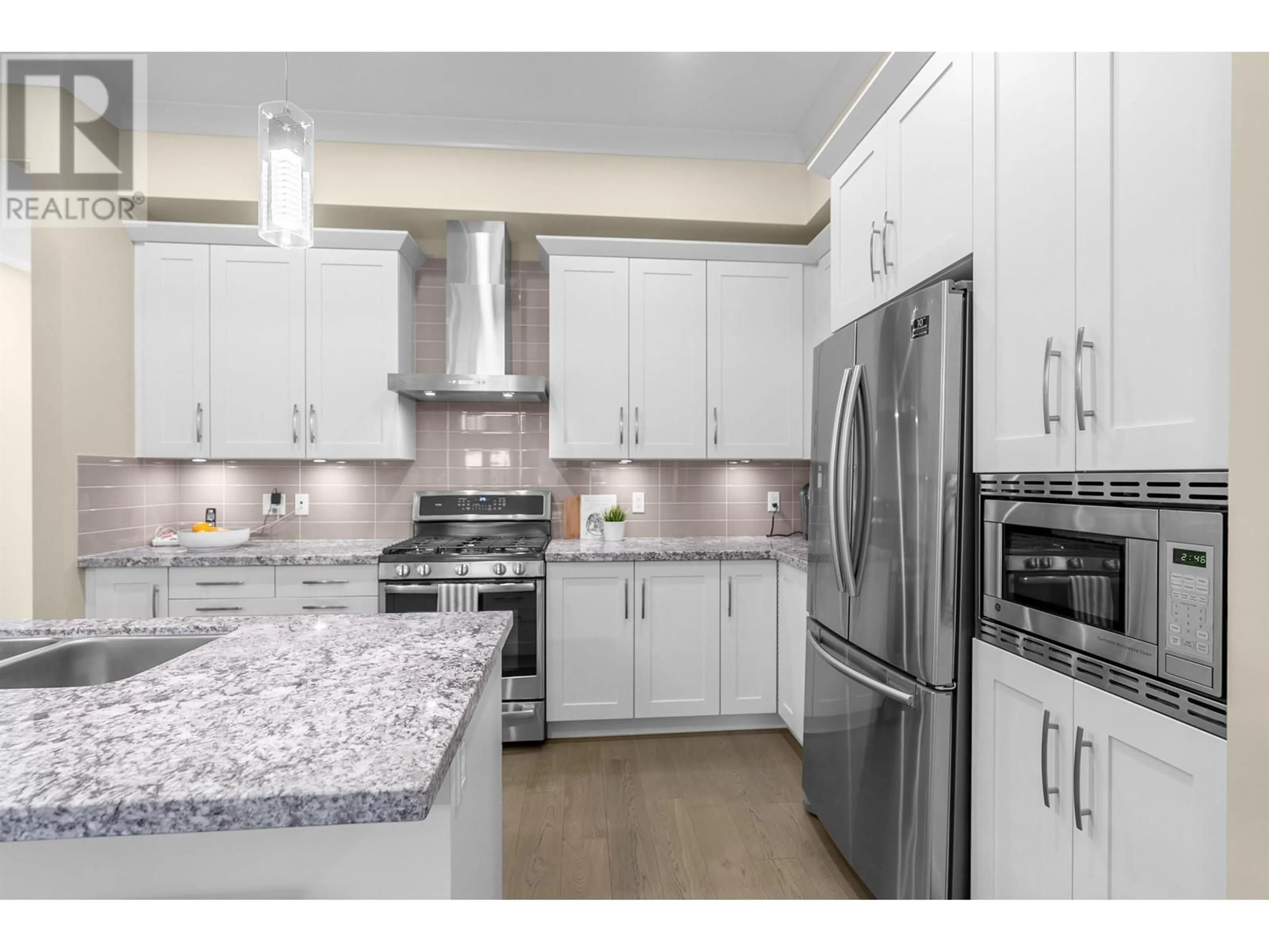 Open concept kitchen, ceramic/tile floor for 4905 CEDAR SPRINGS DRIVE, Delta British Columbia V4M0A7