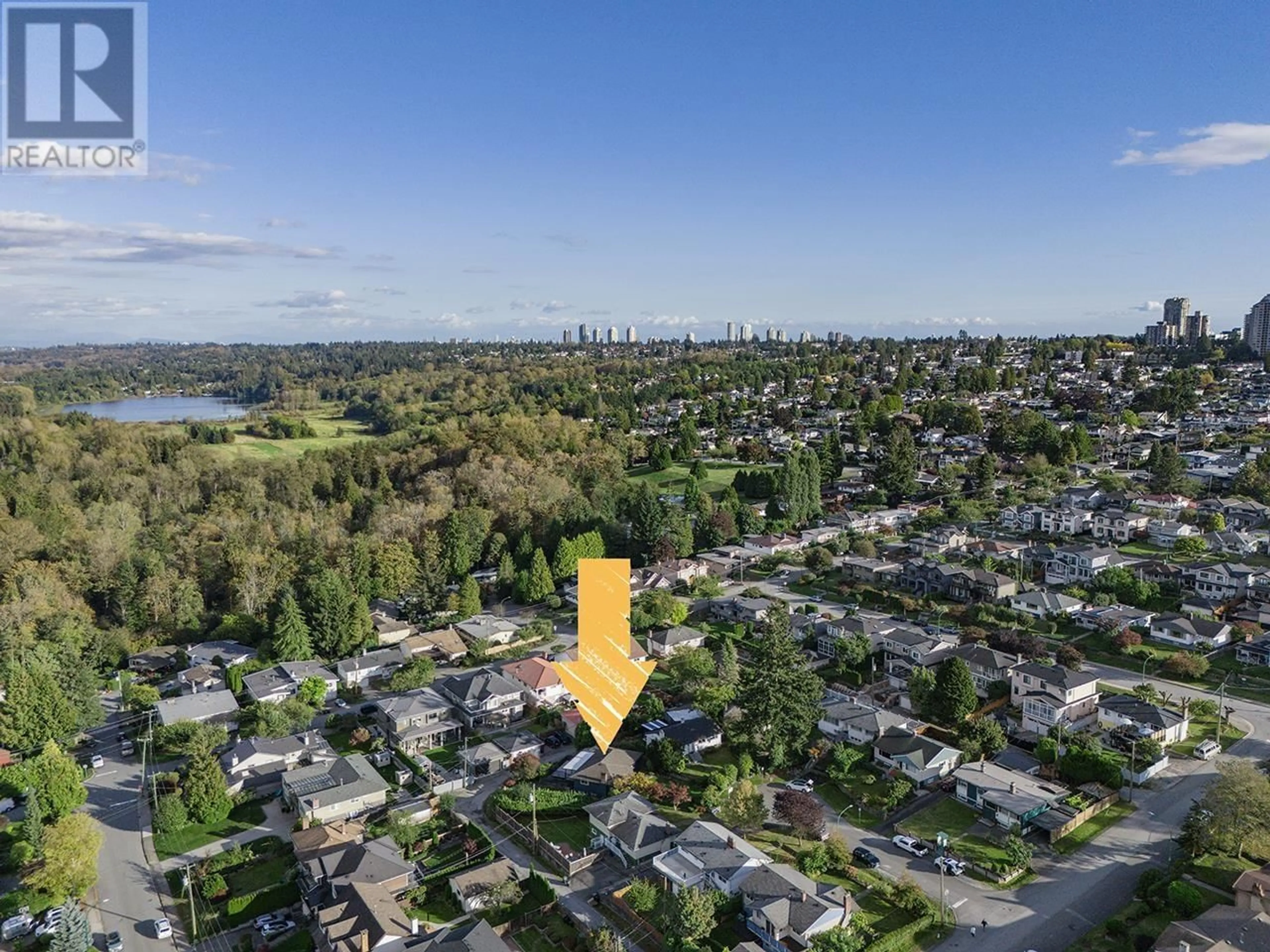 A pic from outside/outdoor area/front of a property/back of a property/a pic from drone, water/lake/river/ocean view for 4667 CHARLOTTE COURT, Burnaby British Columbia V5G2V1