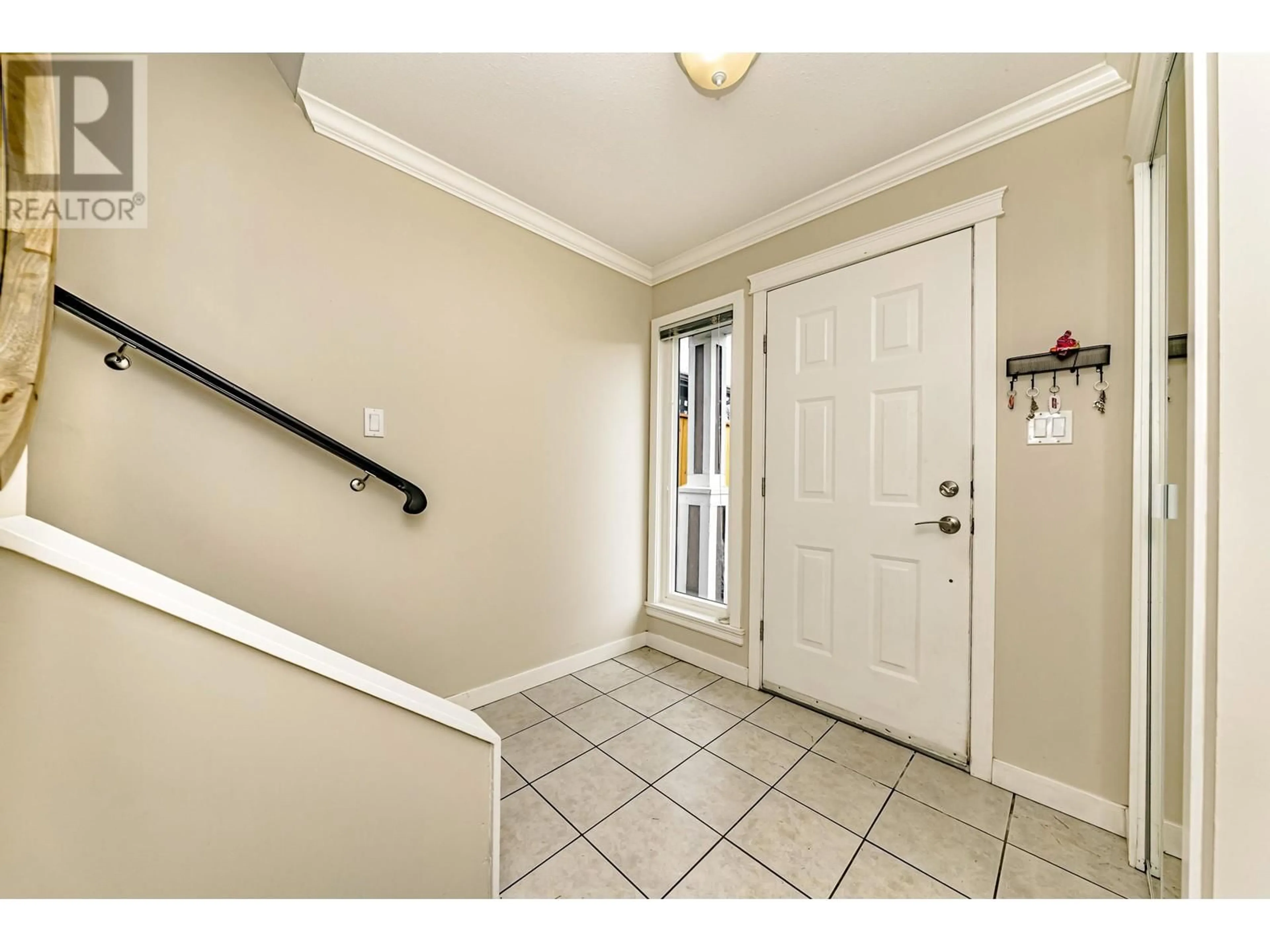 Indoor entryway for 3151 FREY PLACE, Port Coquitlam British Columbia V3B5X3
