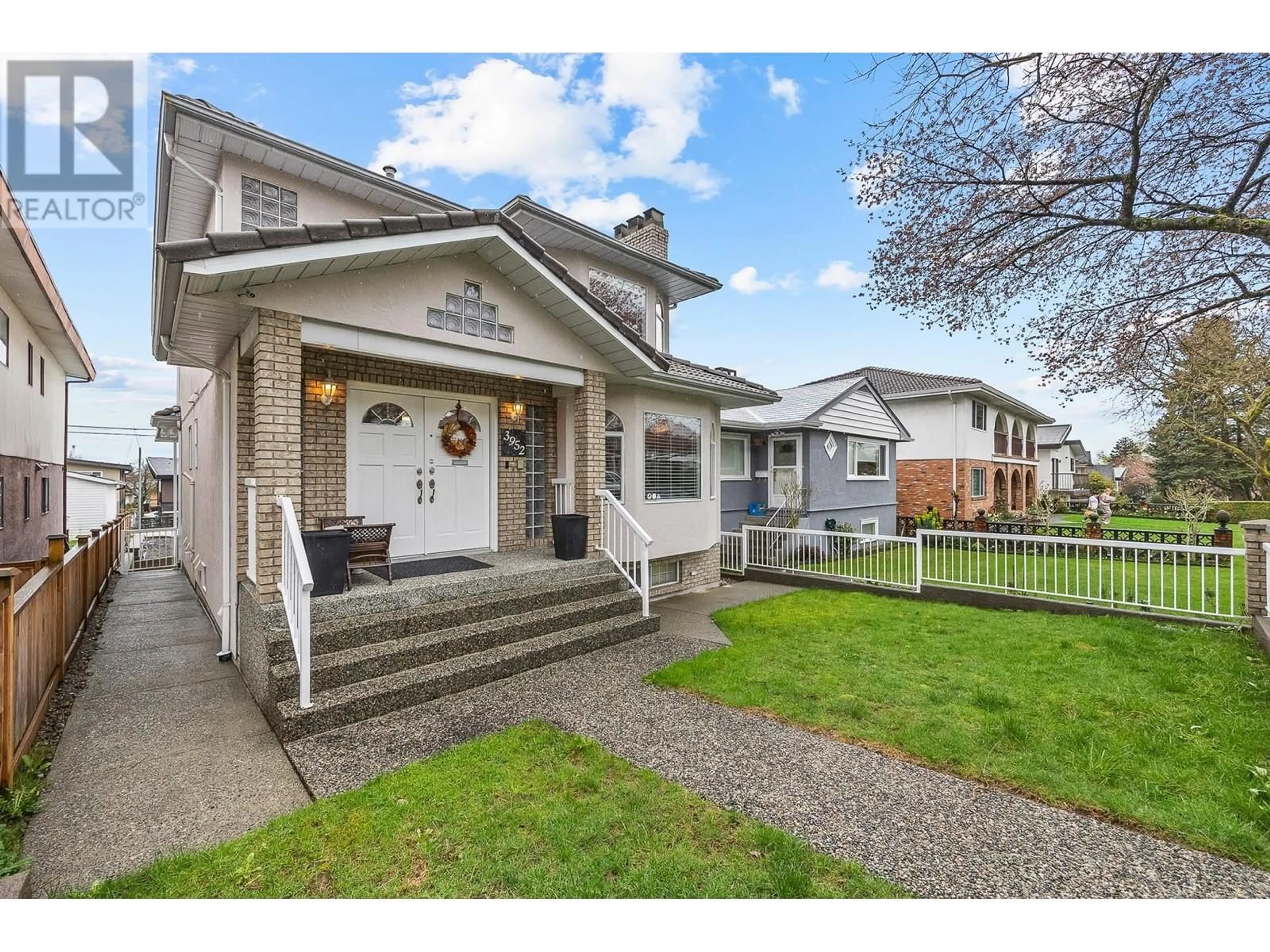 Home with vinyl exterior material, street for 3952 GEORGIA STREET, Burnaby British Columbia V5C2T1