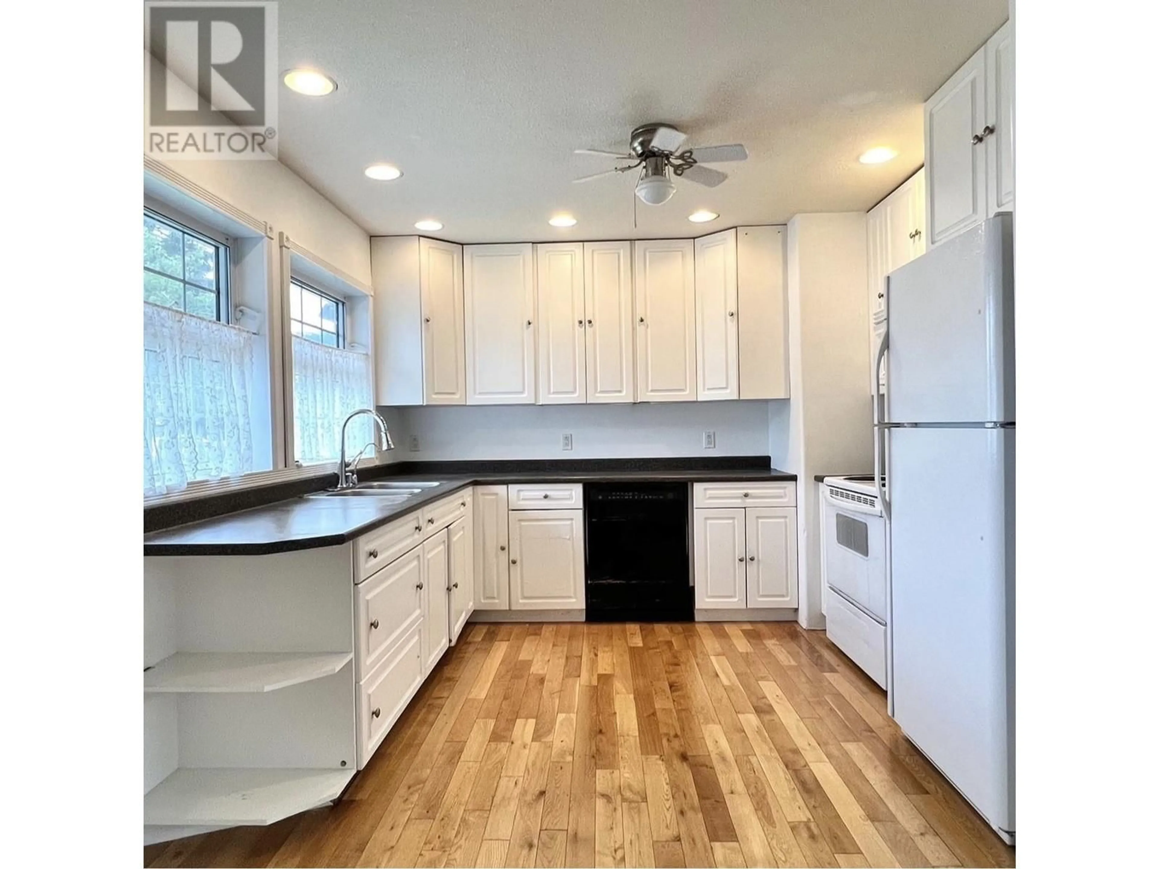 Open concept kitchen, unknown for 53 WREN STREET, Kitimat British Columbia V8C1L2