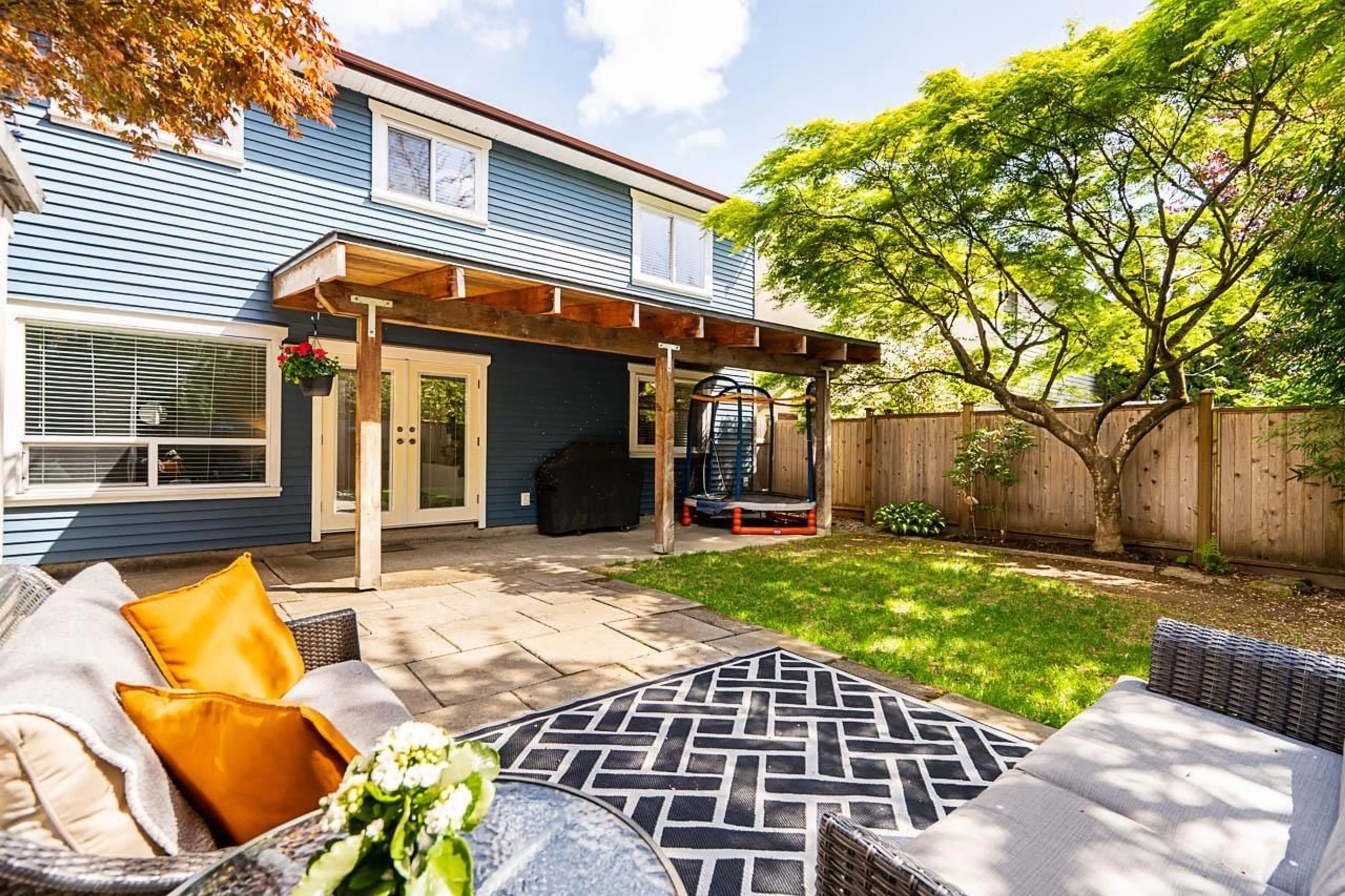Patio, street for 19422 61, Surrey British Columbia V3S7L3