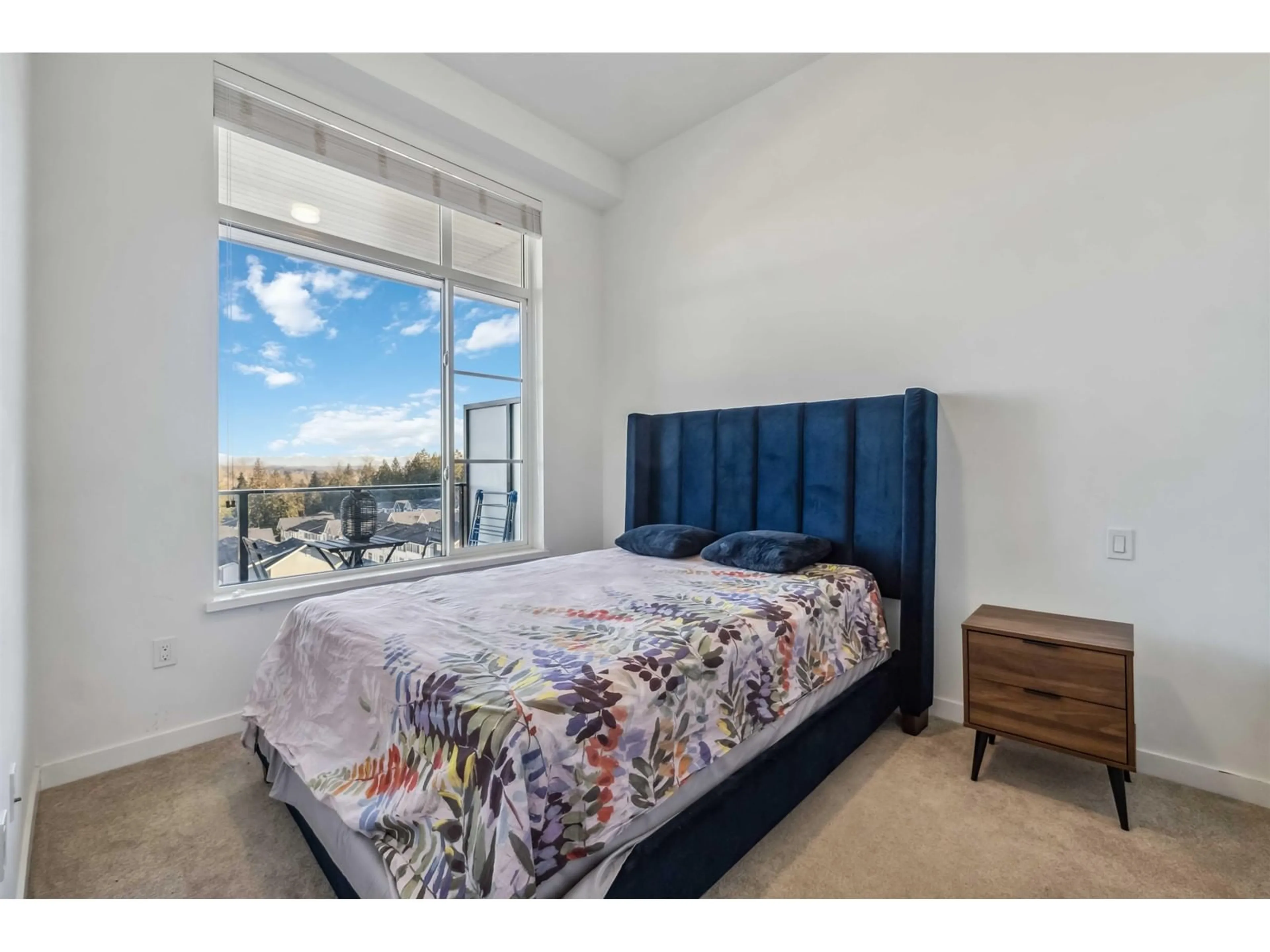 Bedroom with bed, unknown for 617 - 13623 81A, Surrey British Columbia V3W3N7