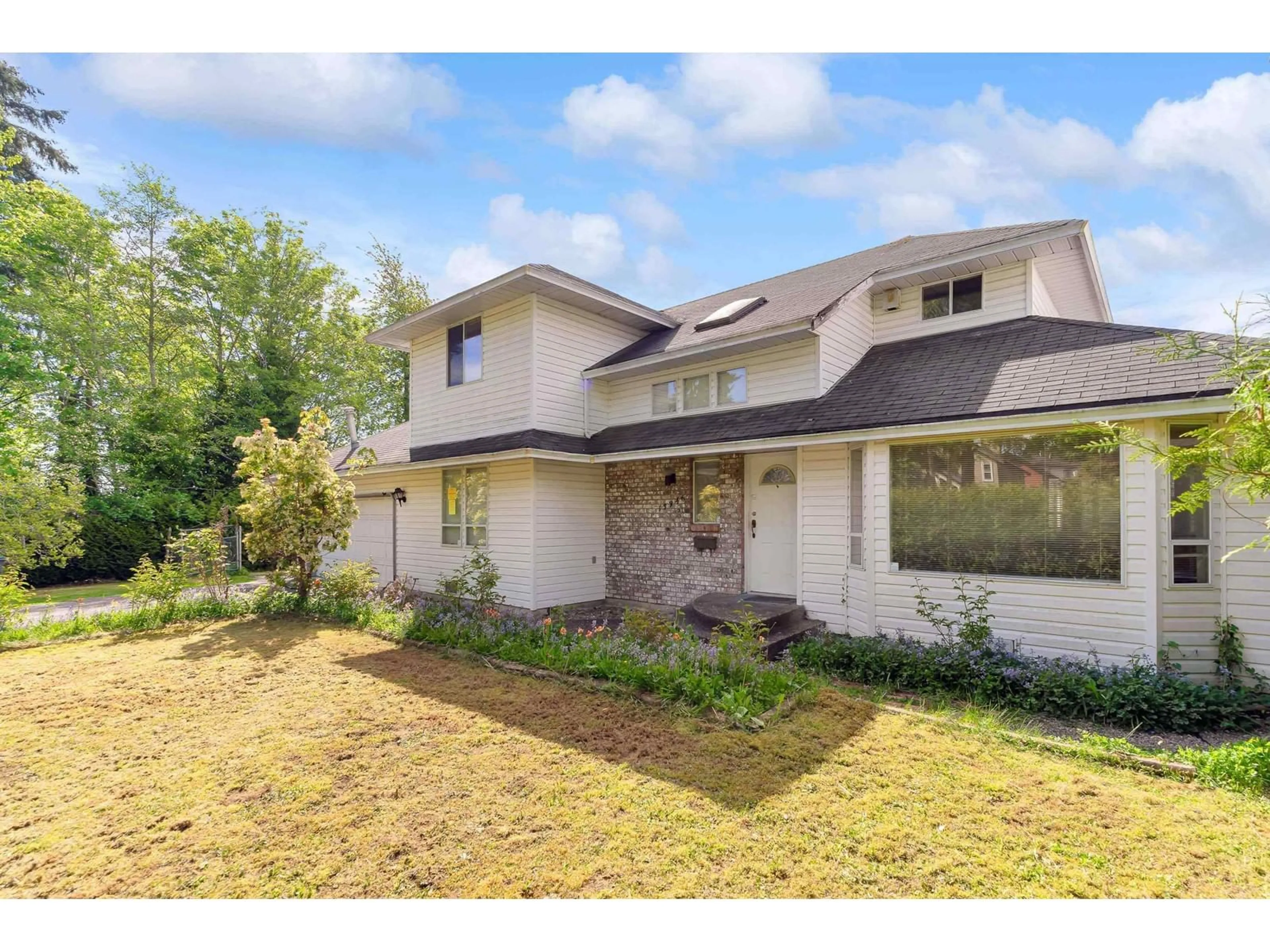 Home with brick exterior material, street for 13346 92, Surrey British Columbia V3V7S9