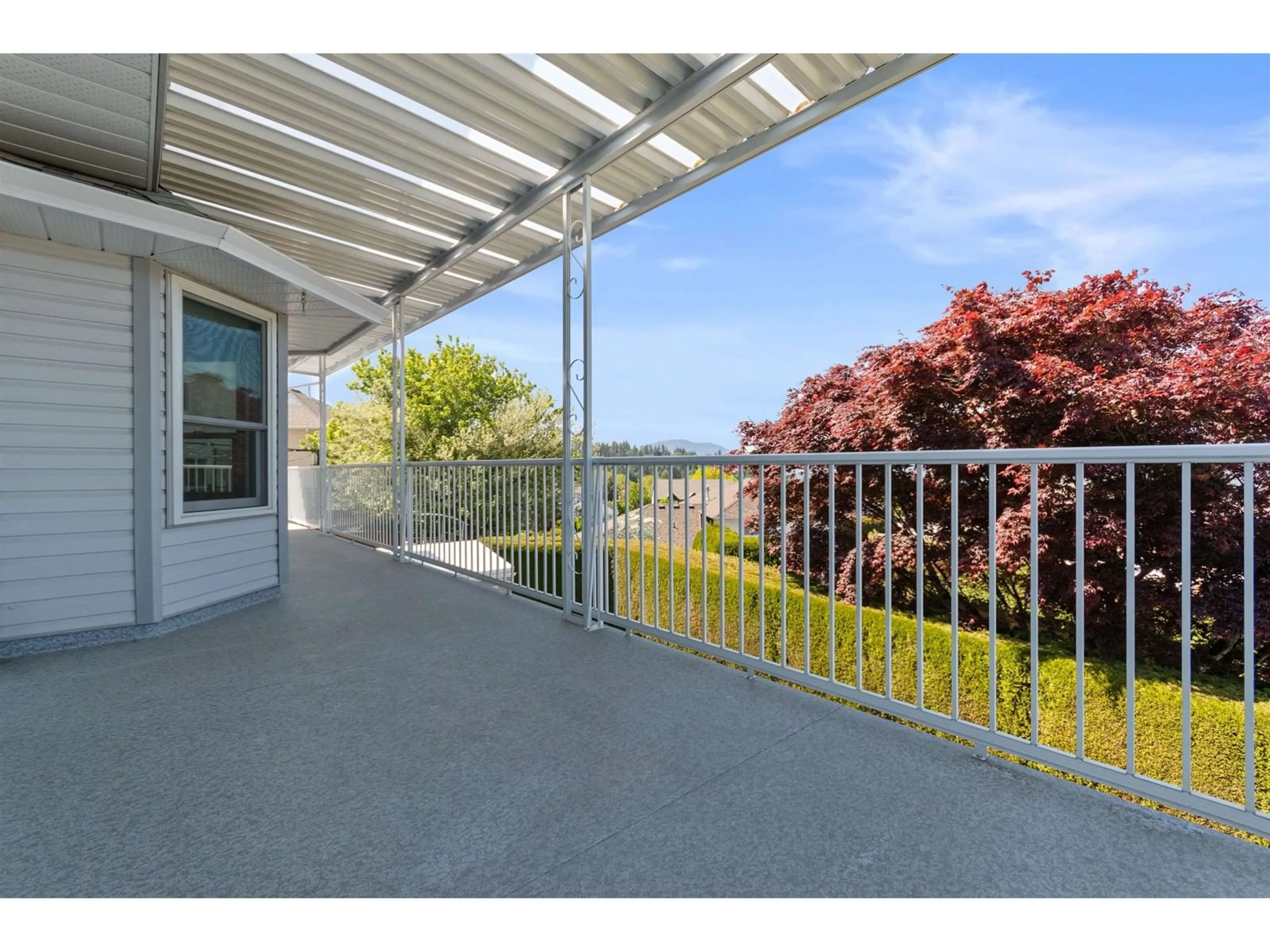 Patio, water/lake/river/ocean view for 46683 GROVE AVENUE, Chilliwack British Columbia V2R3Y9