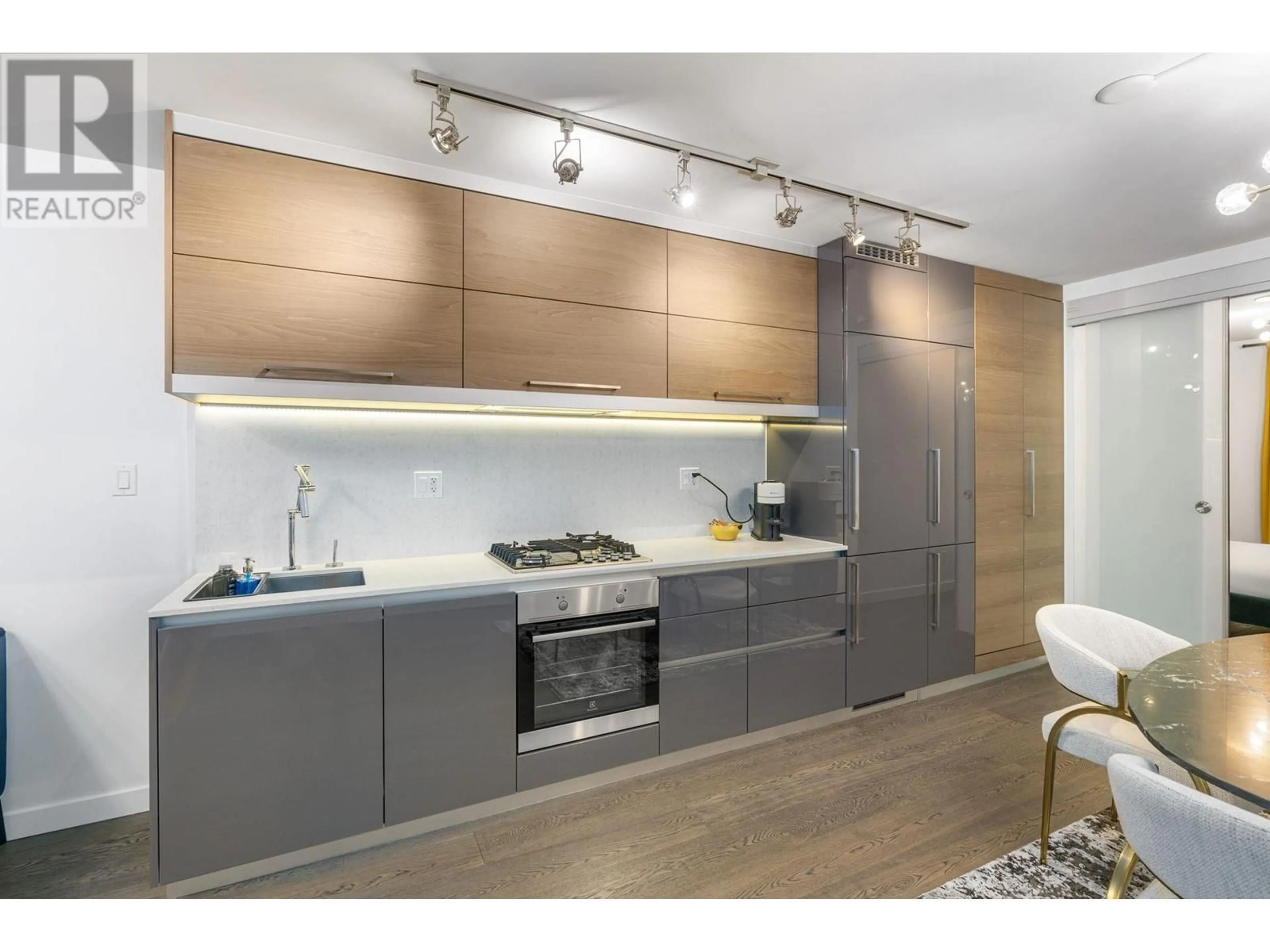 Unknown for 608 - 189 KEEFER STREET, Vancouver British Columbia V6A0C8