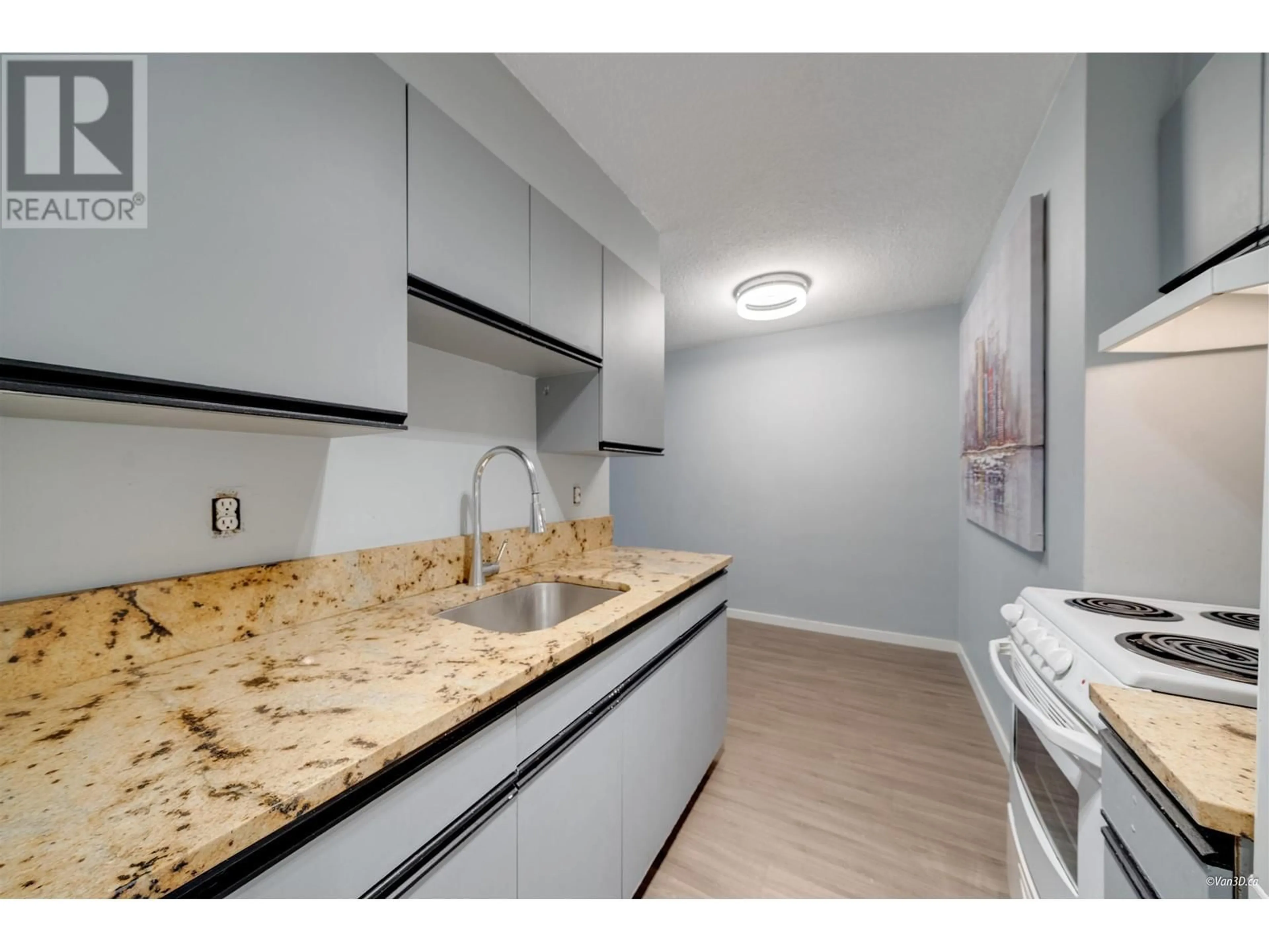 Unknown for 335 - 711 6TH AVENUE, Vancouver British Columbia V5T1L7