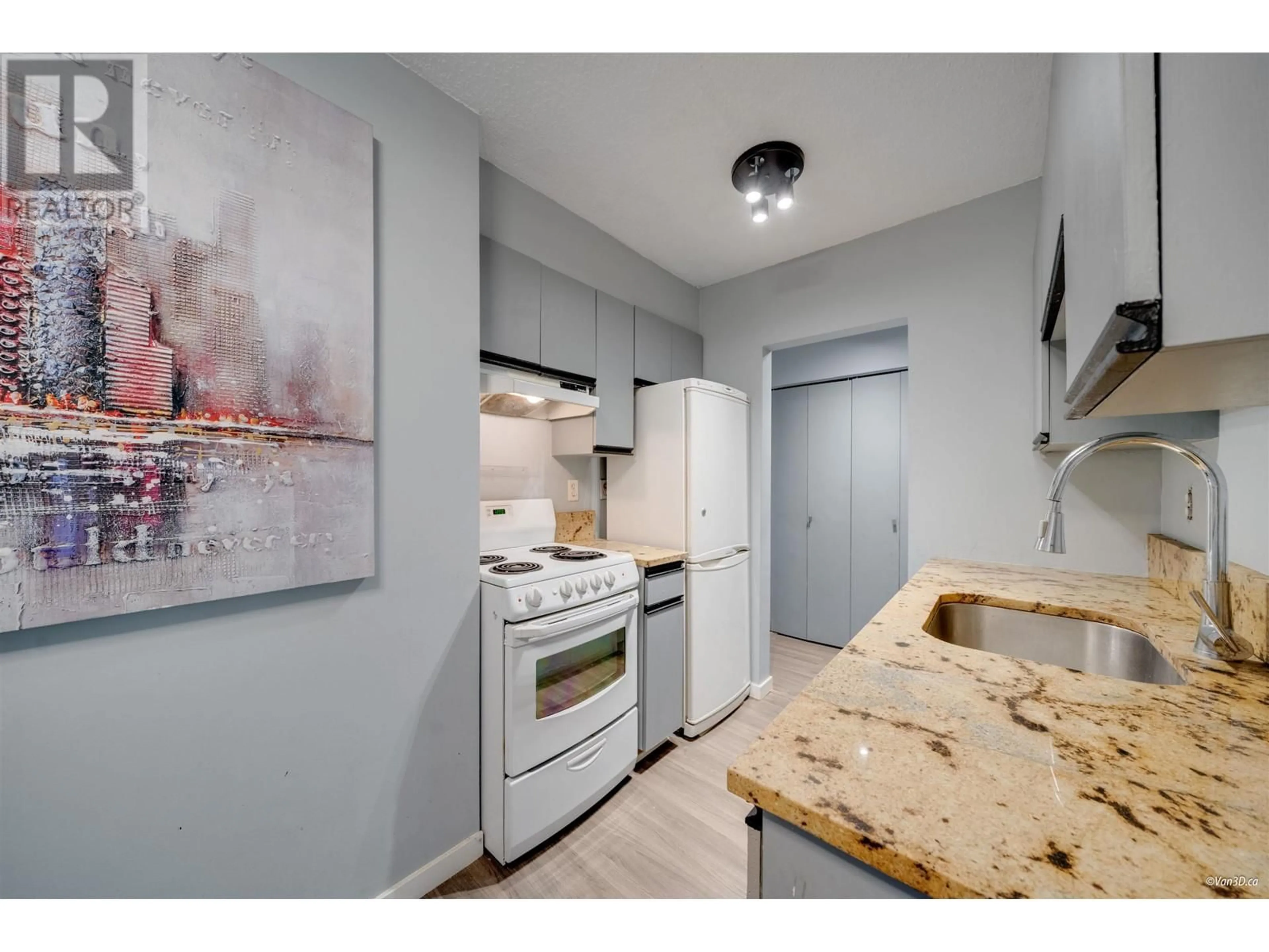 Unknown for 335 - 711 6TH AVENUE, Vancouver British Columbia V5T1L7