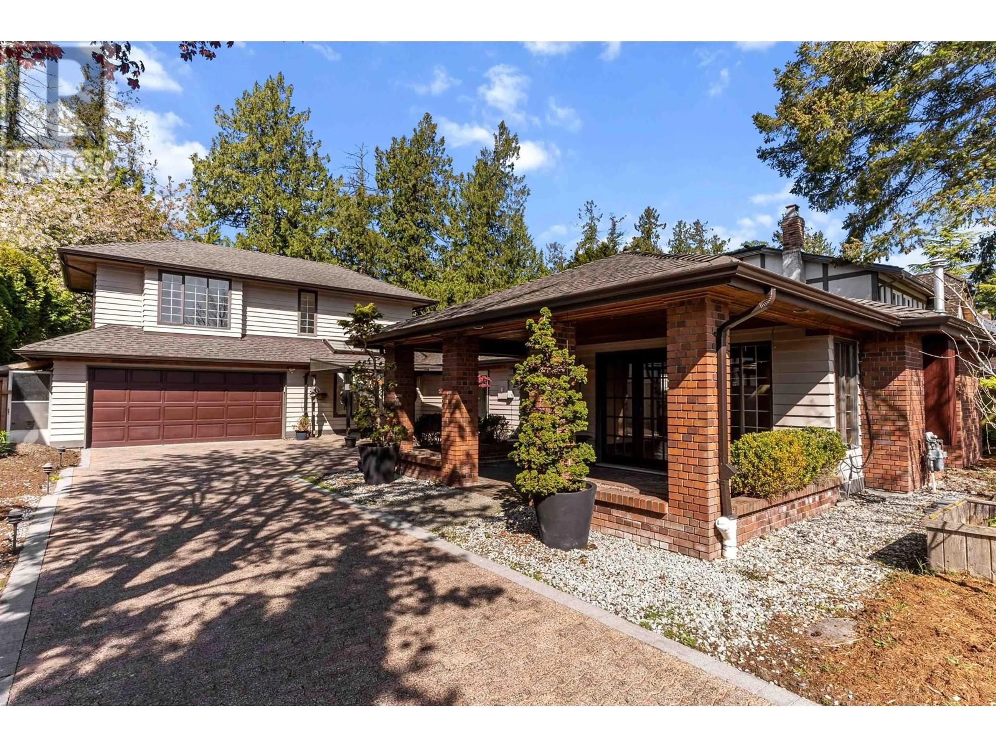 Home with brick exterior material, street for 5660 GOLDENROD CRESCENT, Tsawwassen British Columbia V4L2G4