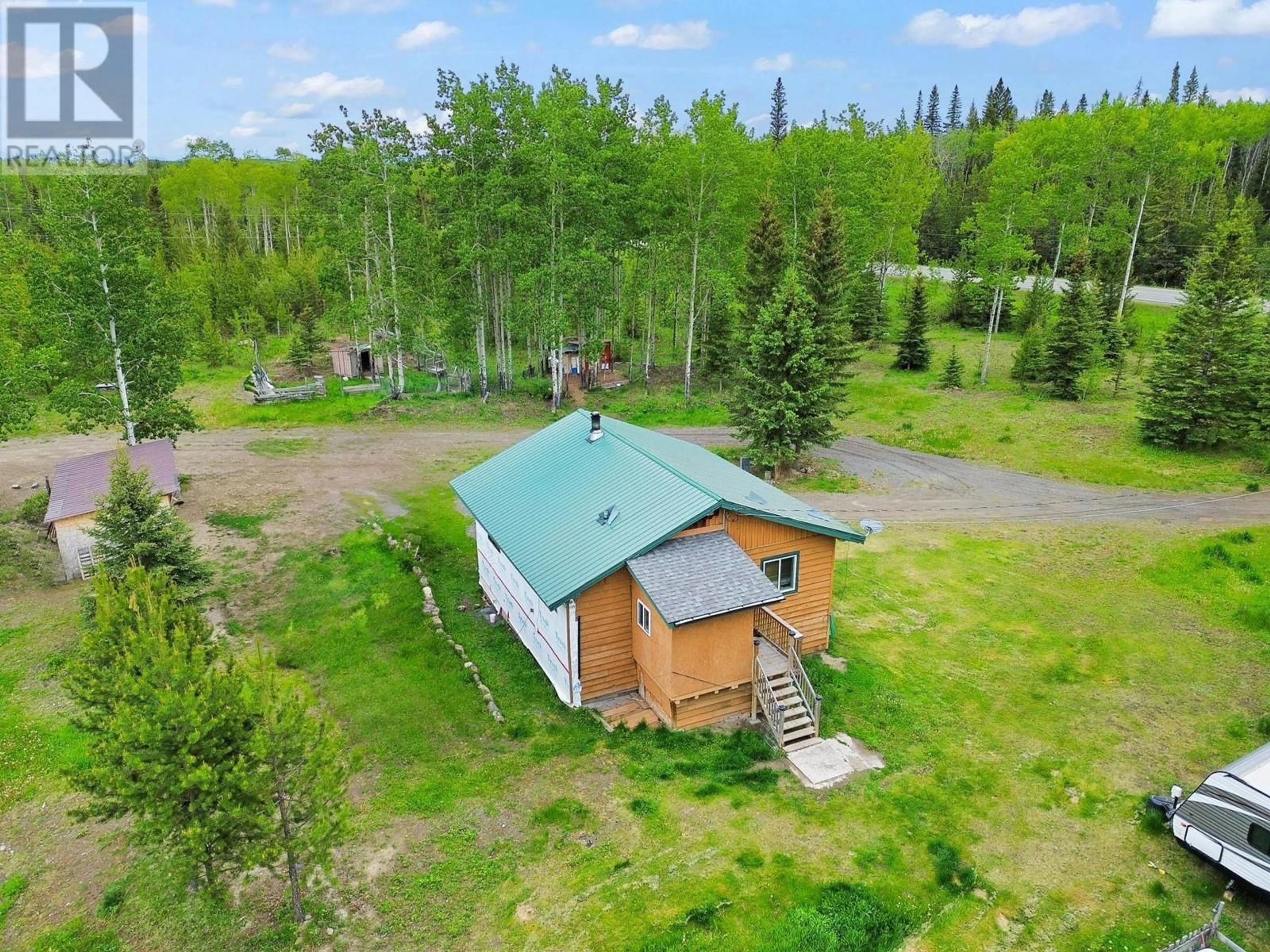 A pic from outside/outdoor area/front of a property/back of a property/a pic from drone, forest/trees view for 6777 LITTLE FORT HWY 24, Lone Butte British Columbia V0K1X1