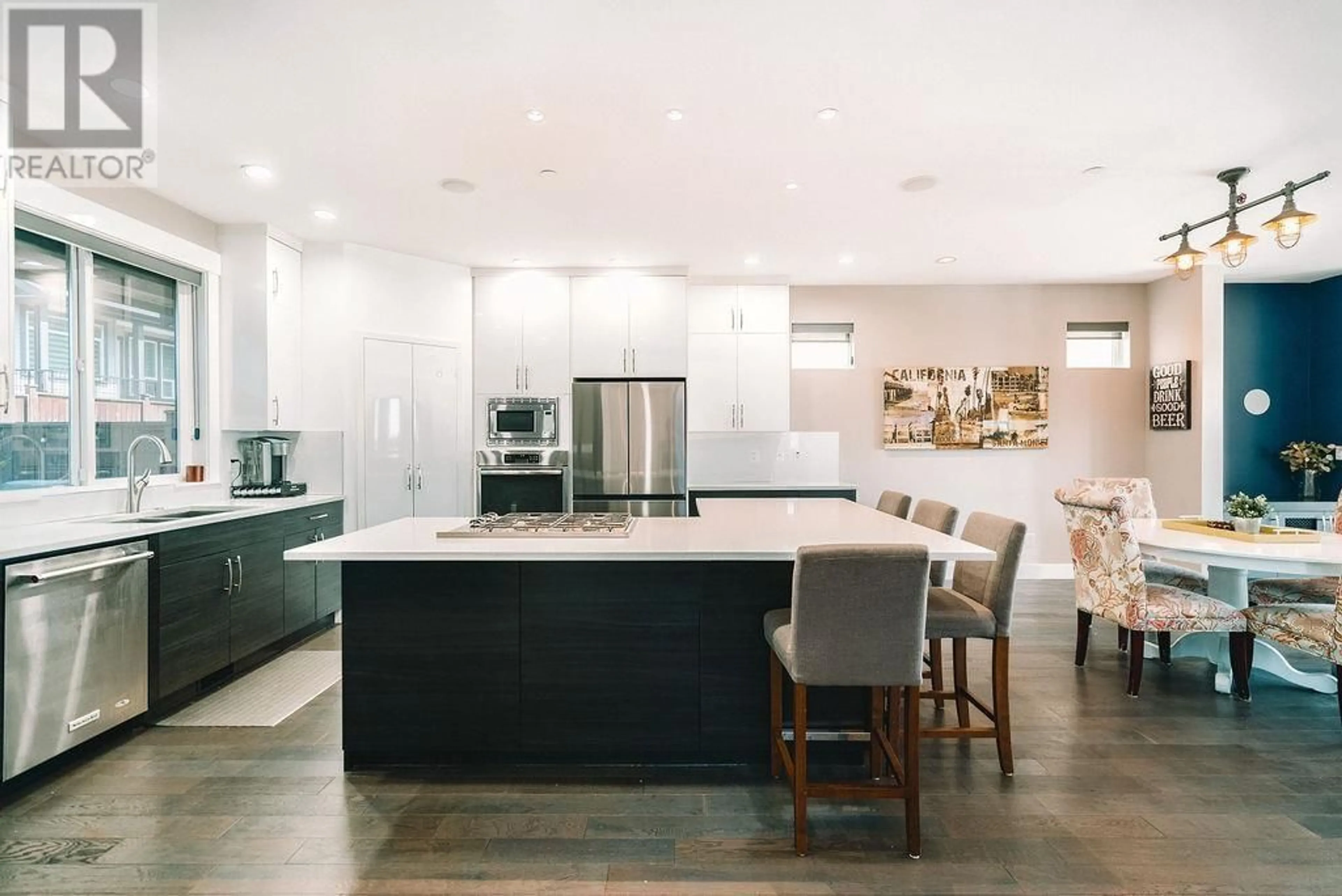 Open concept kitchen, ceramic/tile floor for 10092 247B STREET, Maple Ridge British Columbia V2W0H1