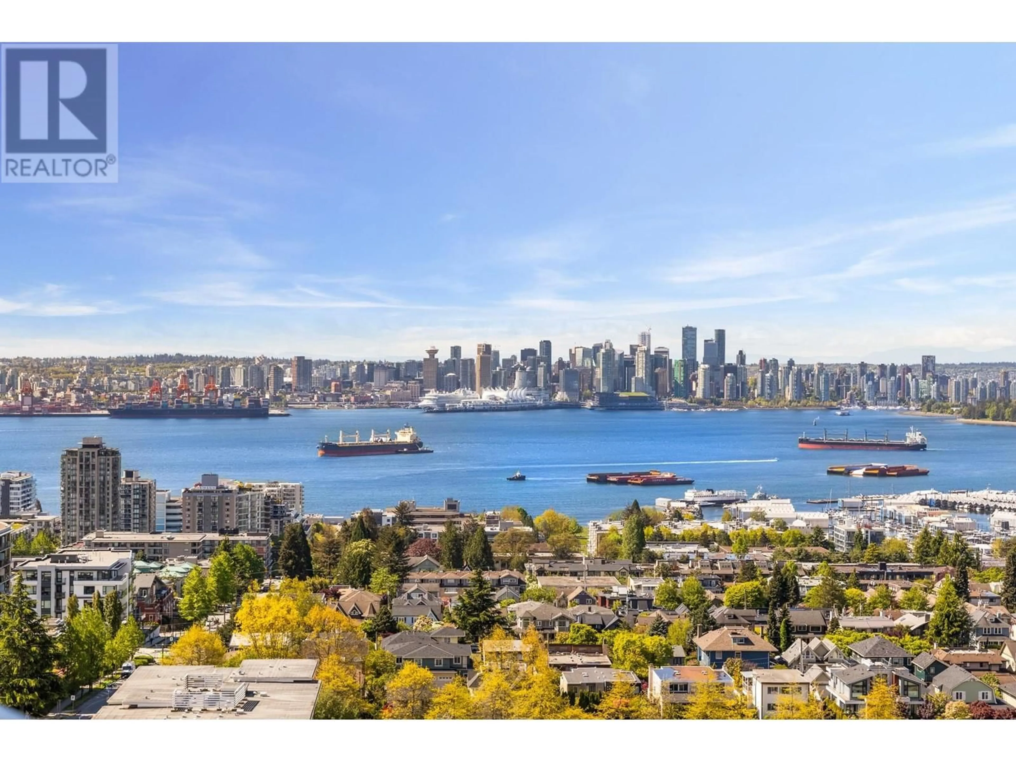 A pic from outside/outdoor area/front of a property/back of a property/a pic from drone, water/lake/river/ocean view for 906 - 158 13TH STREET, North Vancouver British Columbia V7M0A7