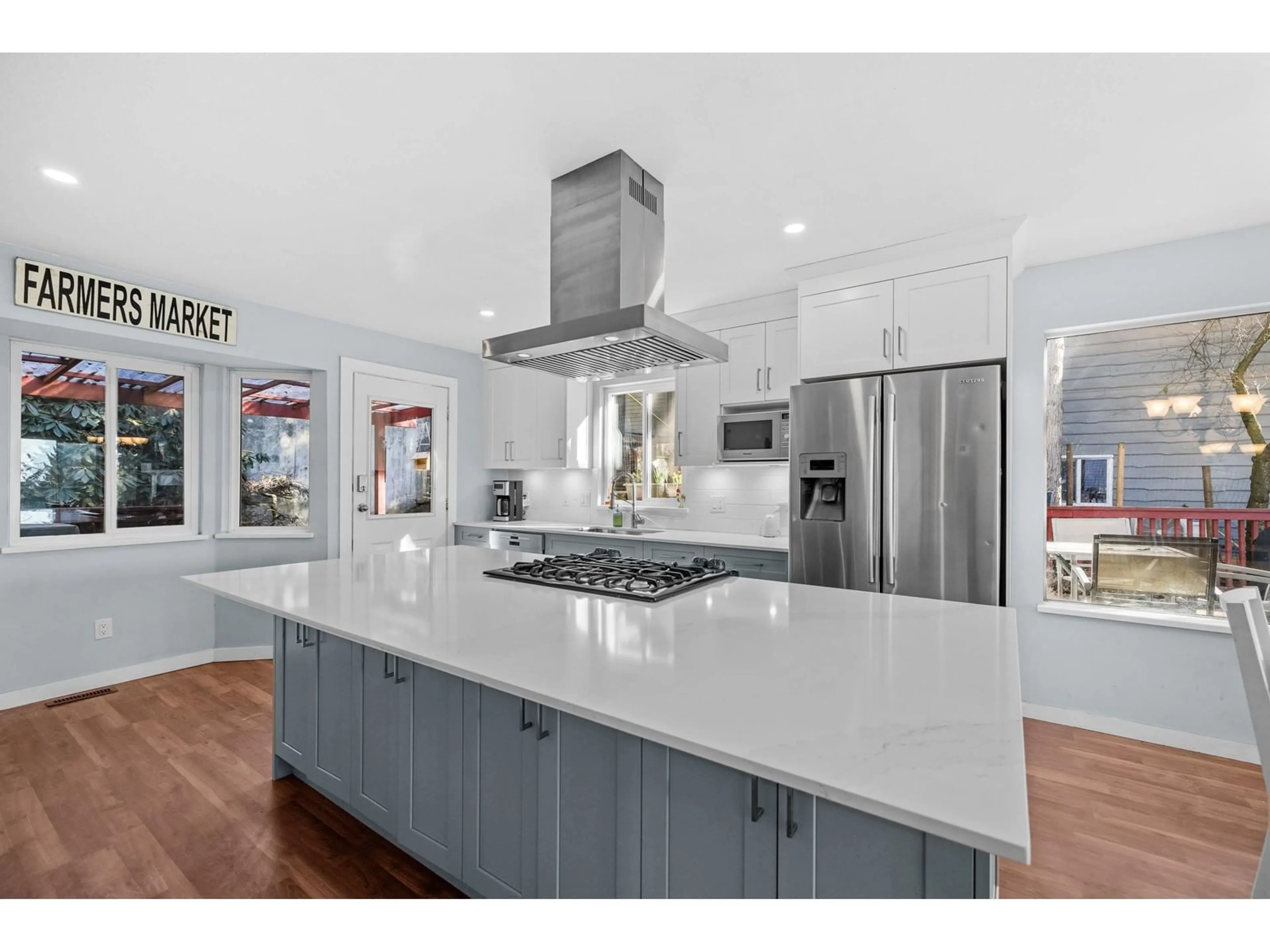 Open concept kitchen, ceramic/tile floor for 32350 BEAR, Mission British Columbia V2V6B9