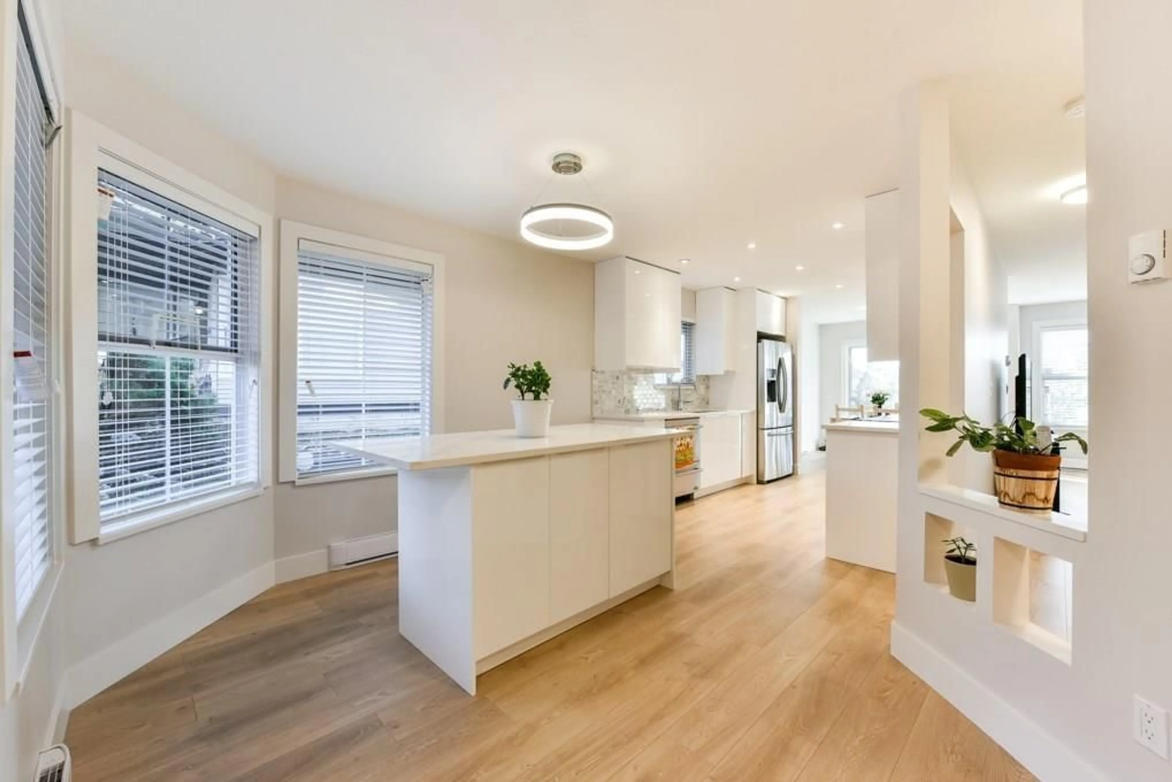 Open concept kitchen, unknown for 113 - 36060 OLD YALE, Abbotsford British Columbia V3G2E9