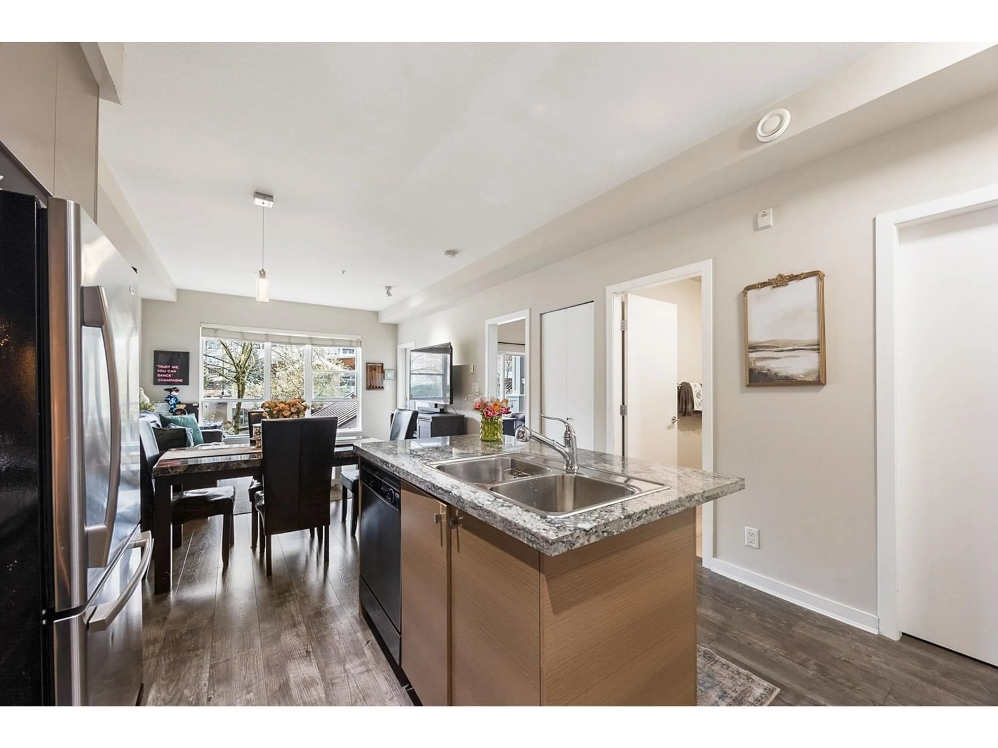 Open concept kitchen, unknown for 206 - 6430 194, Surrey British Columbia V4N6J7