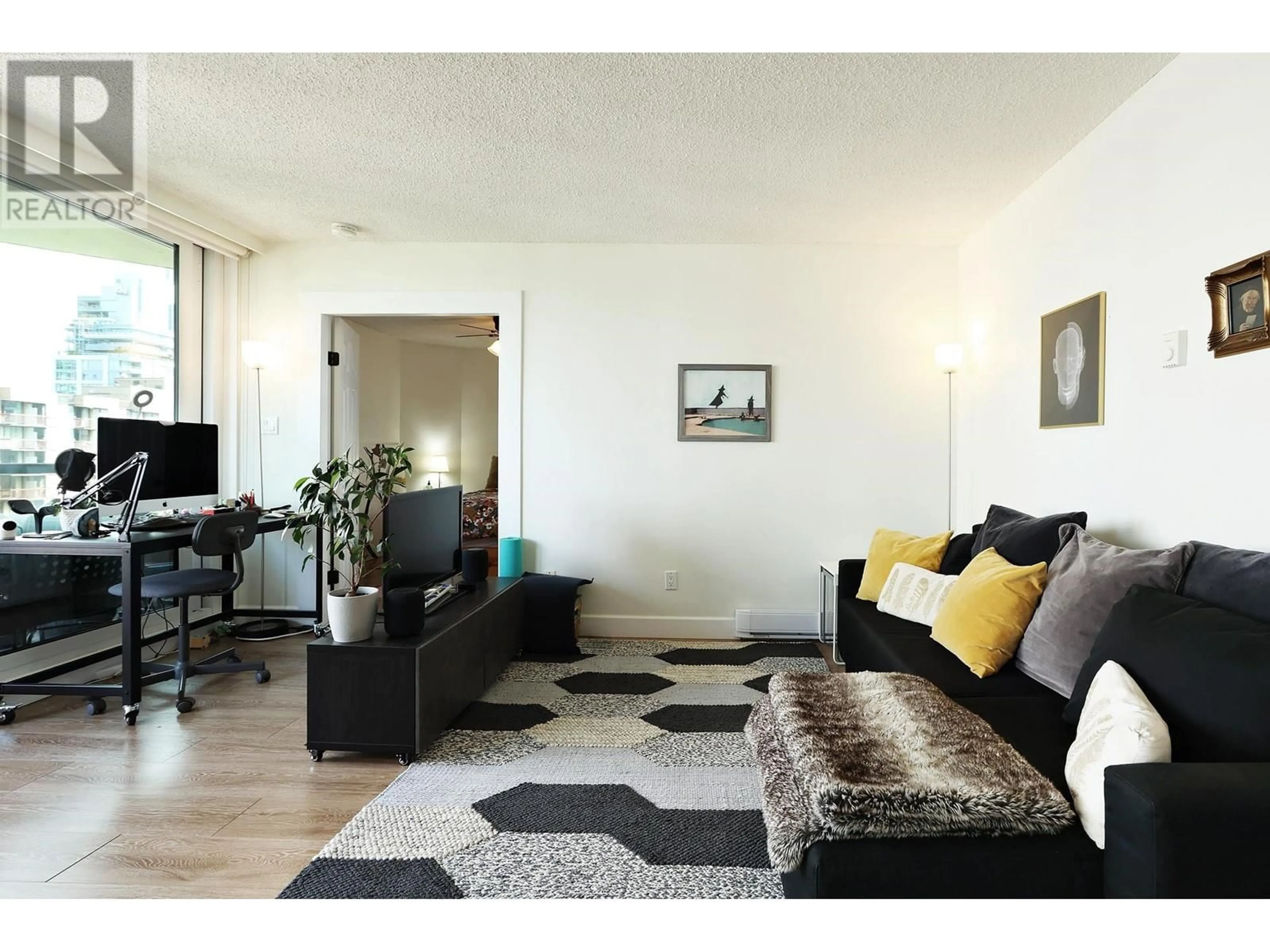 Living room with furniture, unknown for 1705 - 4353 HALIFAX STREET, Burnaby British Columbia V5C5Z4