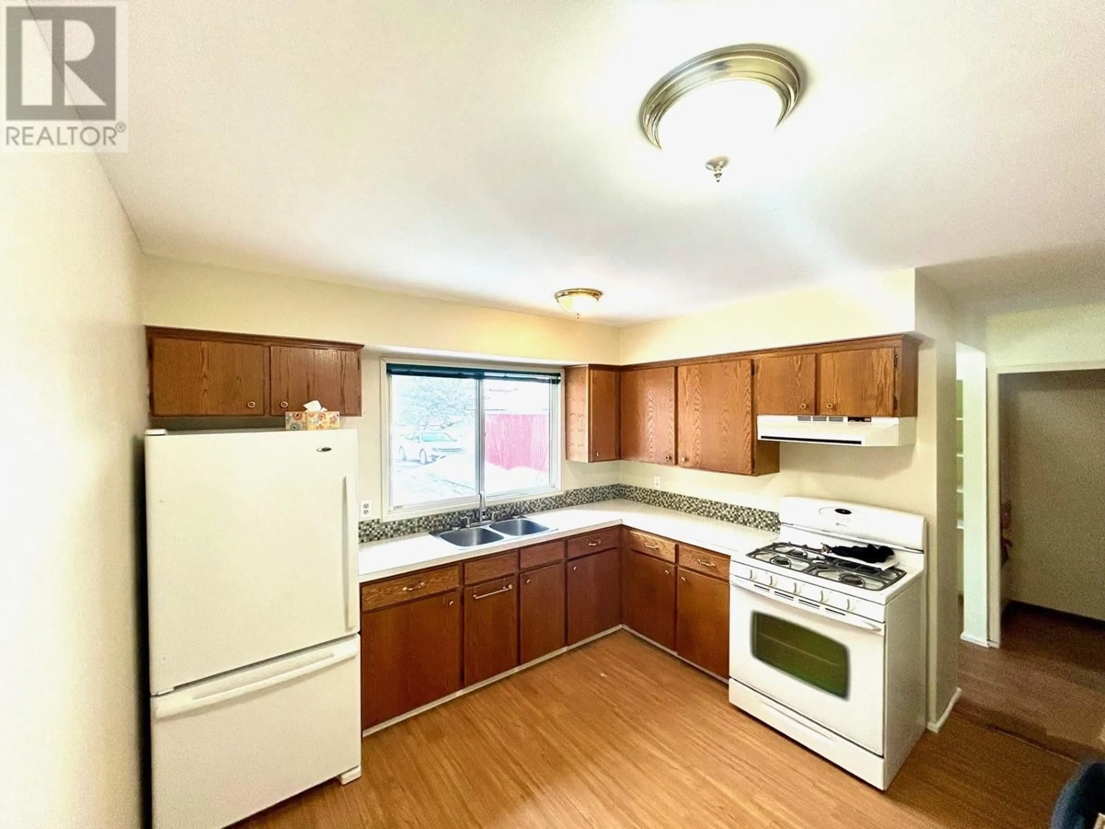 Standard kitchen, unknown for 56 - 5320 MOUNTAINVIEW DRIVE, Fort Nelson British Columbia V0C1R0