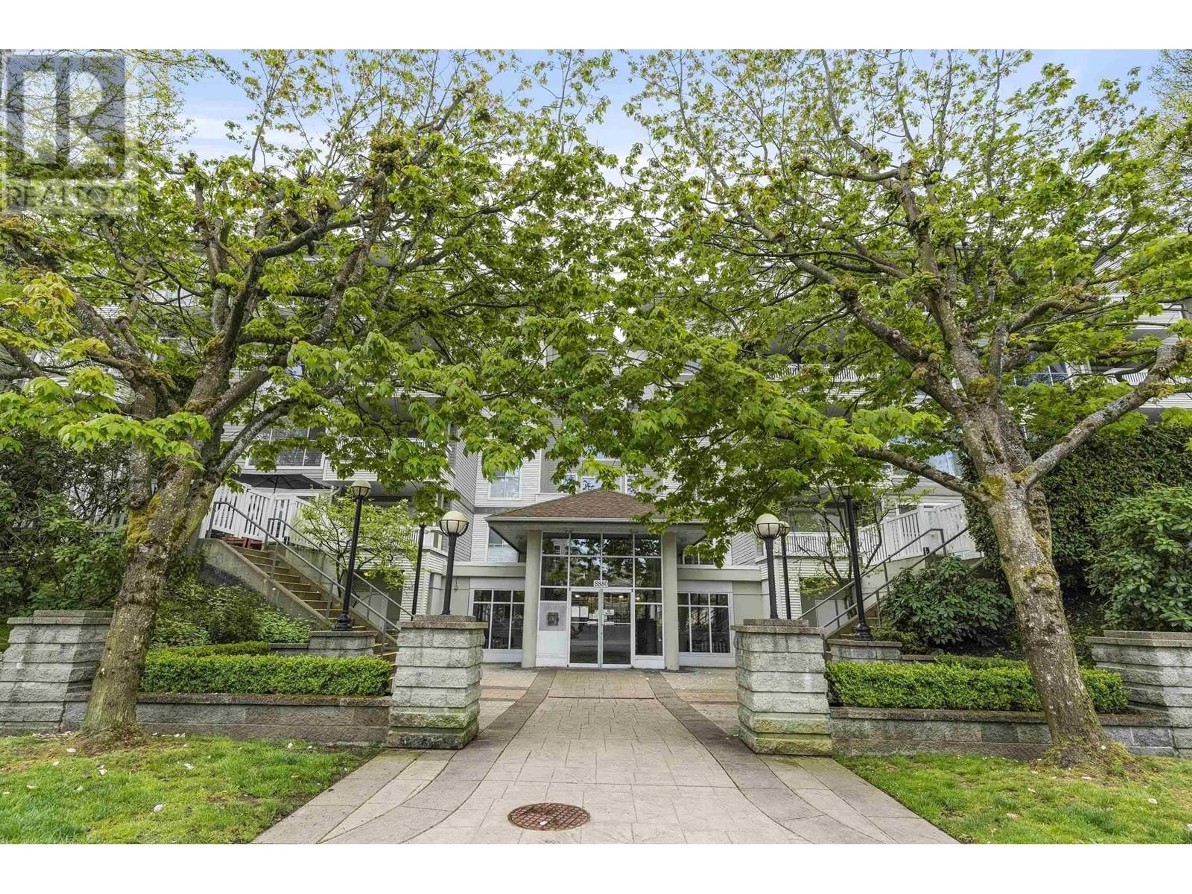 Indoor foyer for 119 - 8880 JONES ROAD, Richmond British Columbia V6Y3Z1