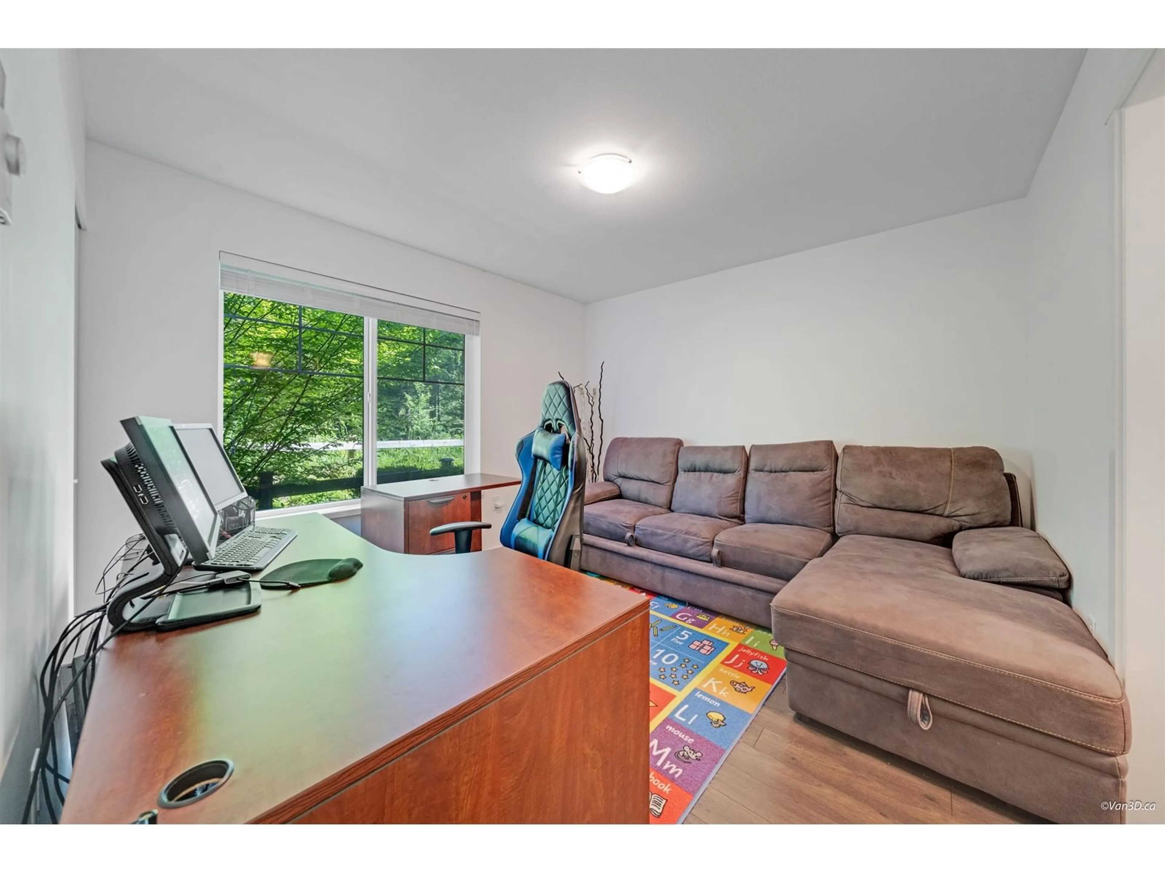 A pic of a room for 86 - 8168 136A, Surrey British Columbia V3W2Z6