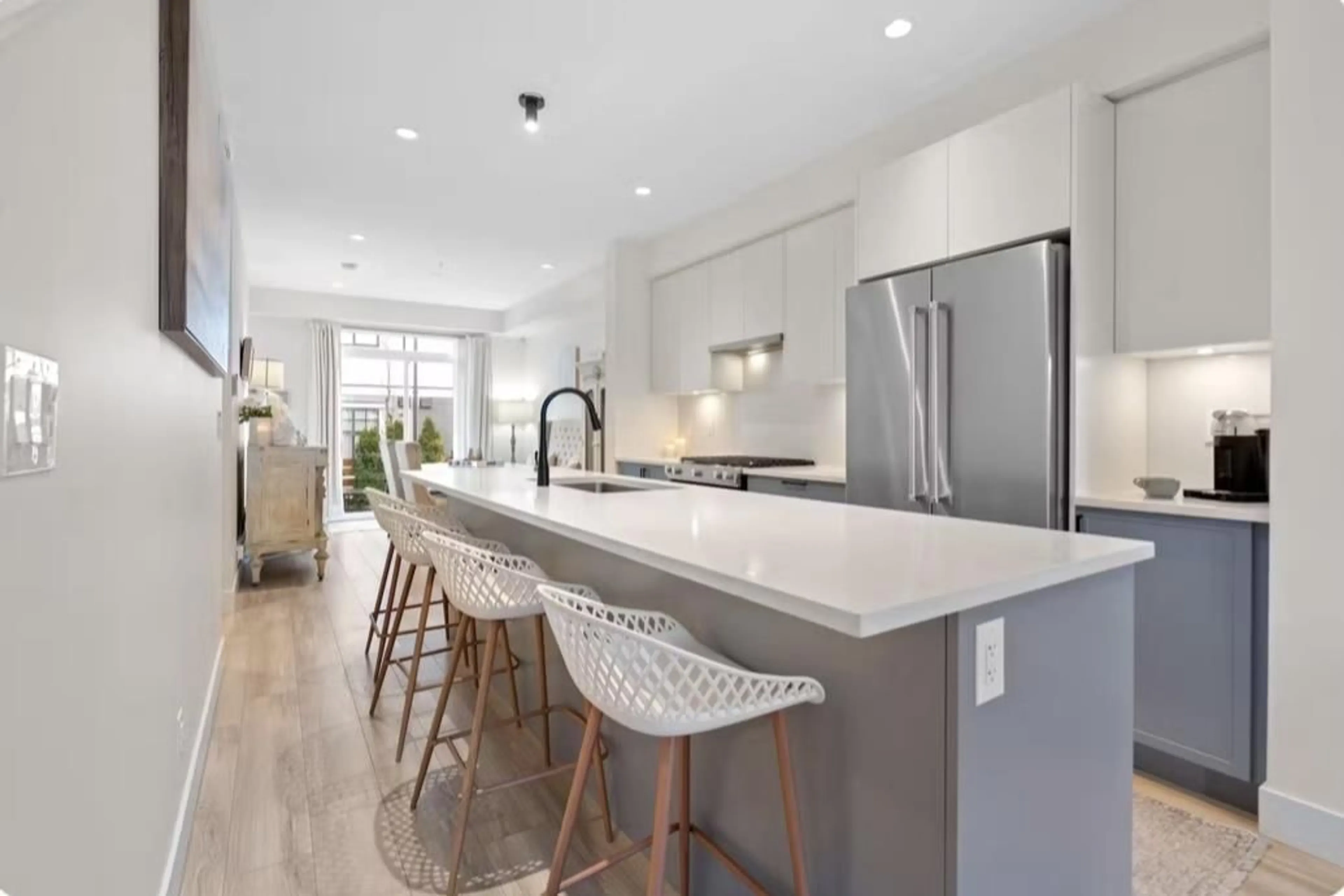 Open concept kitchen, ceramic/tile floor for 65 - 7640 197, Langley British Columbia V2Y3W2