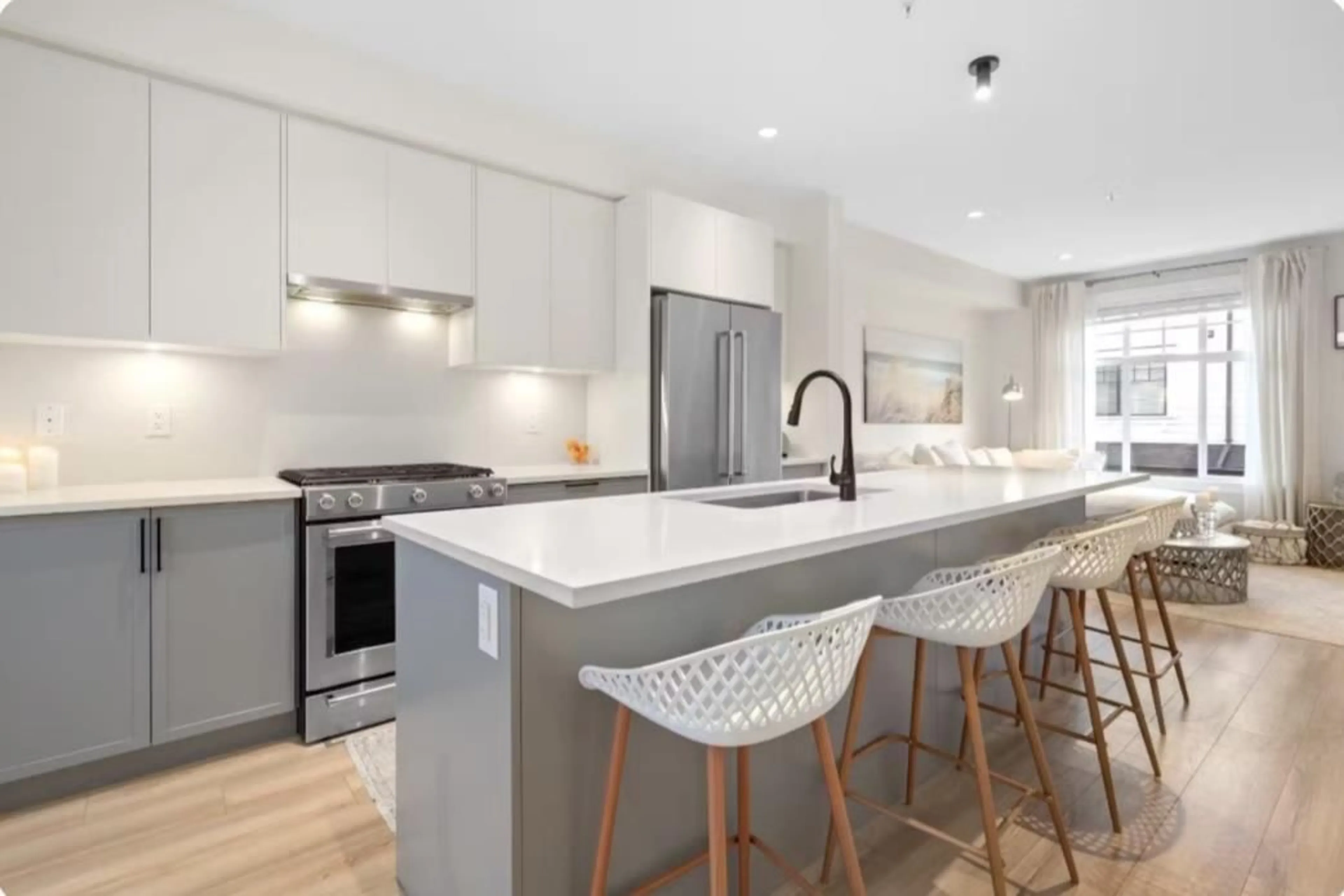 Open concept kitchen, ceramic/tile floor for 65 - 7640 197, Langley British Columbia V2Y3W2