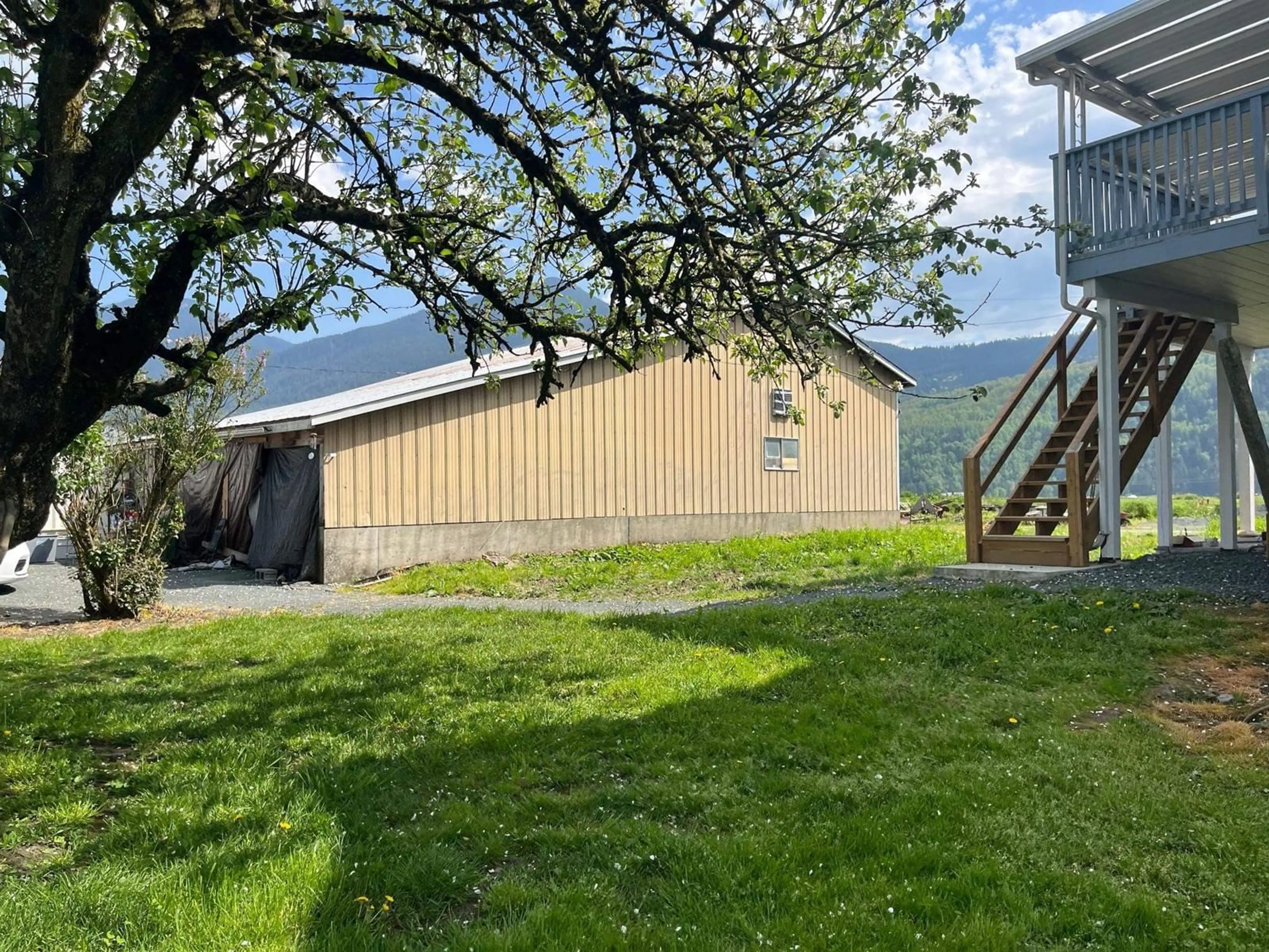 Unknown for 48818 PRAIRIE CENTRAL ROAD, Chilliwack British Columbia V2P6H3